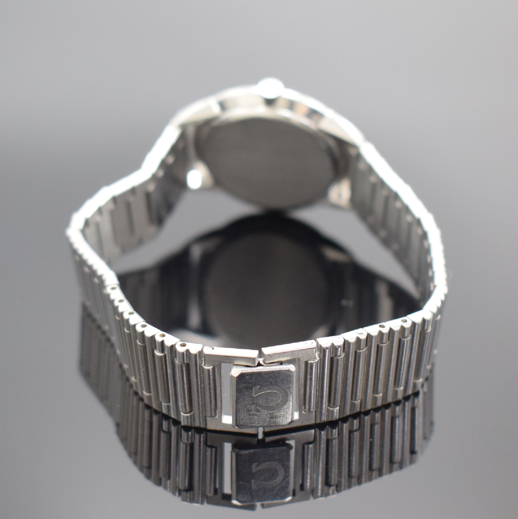 Detail b: OMEGA Constellation Chronometer Armbanduhr mitoriginal Präzisionszeugnis & Etui, Schweiz um 1968, Automatik, Referenz 163.001, 3-teil. Geh., Boden & ...