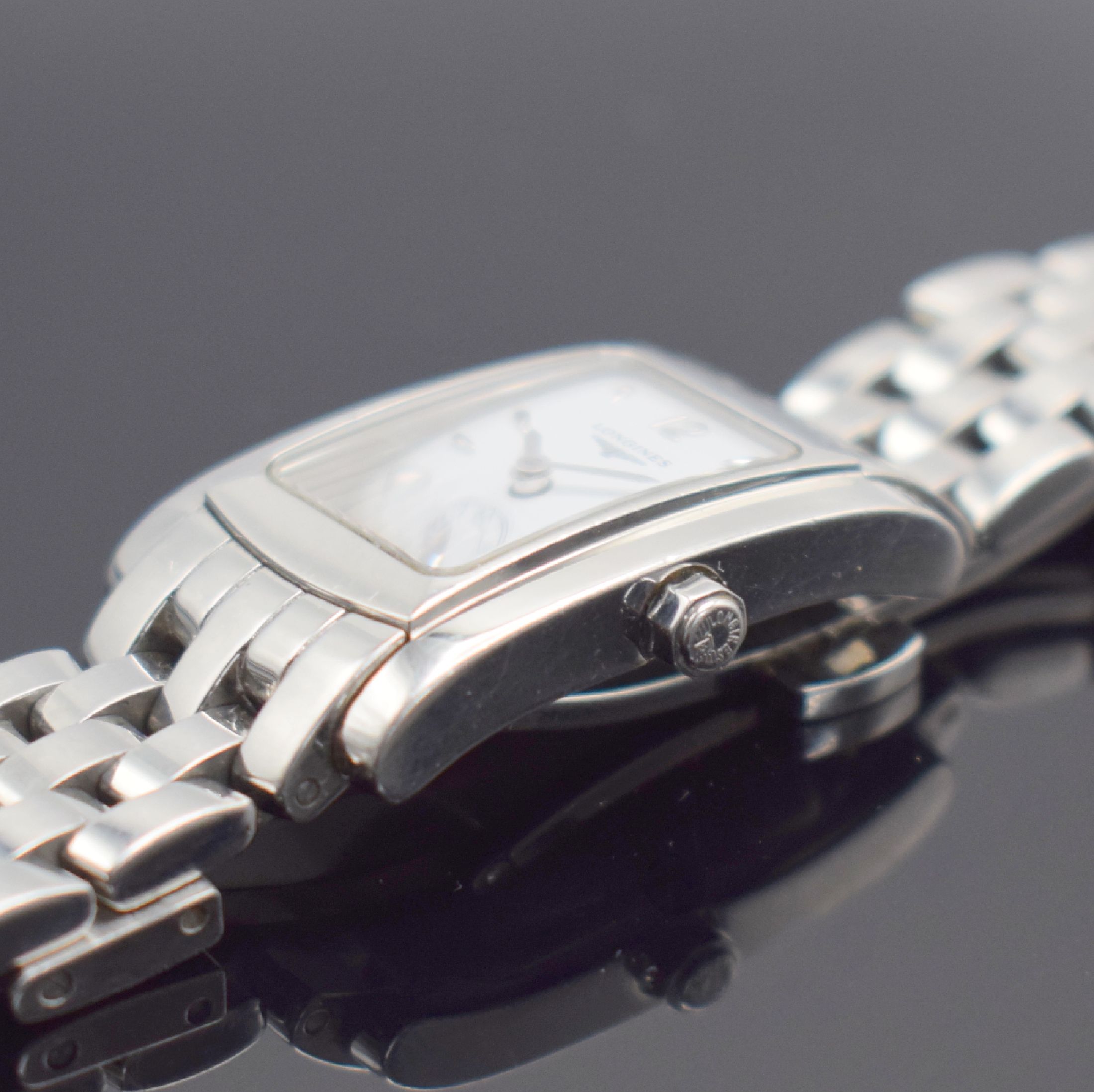 Detail c: LONGINES Damenarmbanduhr DolceVita, Schweiz um 2010, Ref. L5.155.4, quarz, Edelstahlgeh. inkl. Gliederband m. dopp. Faltschließe, Boden aufgedr., ...