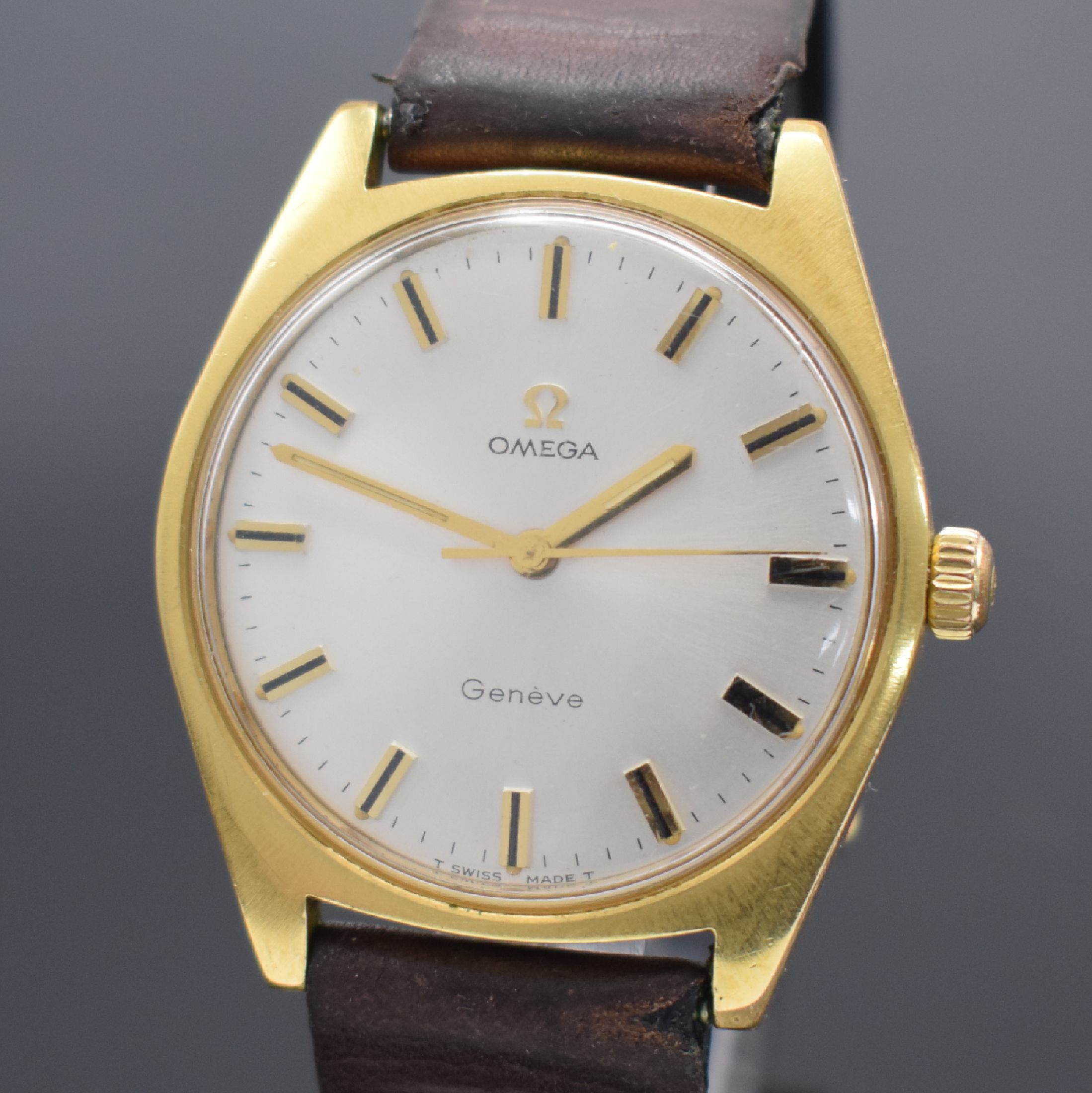 Detail a: OMEGA Geneve Herrenarmbanduhr, Schweiz um 1969, Handaufzug, Ref. 135.041, verg. Gehäuse, Stahlboden geschr., silb. Zifferbl. m. aufges. Std.-Ind., ...