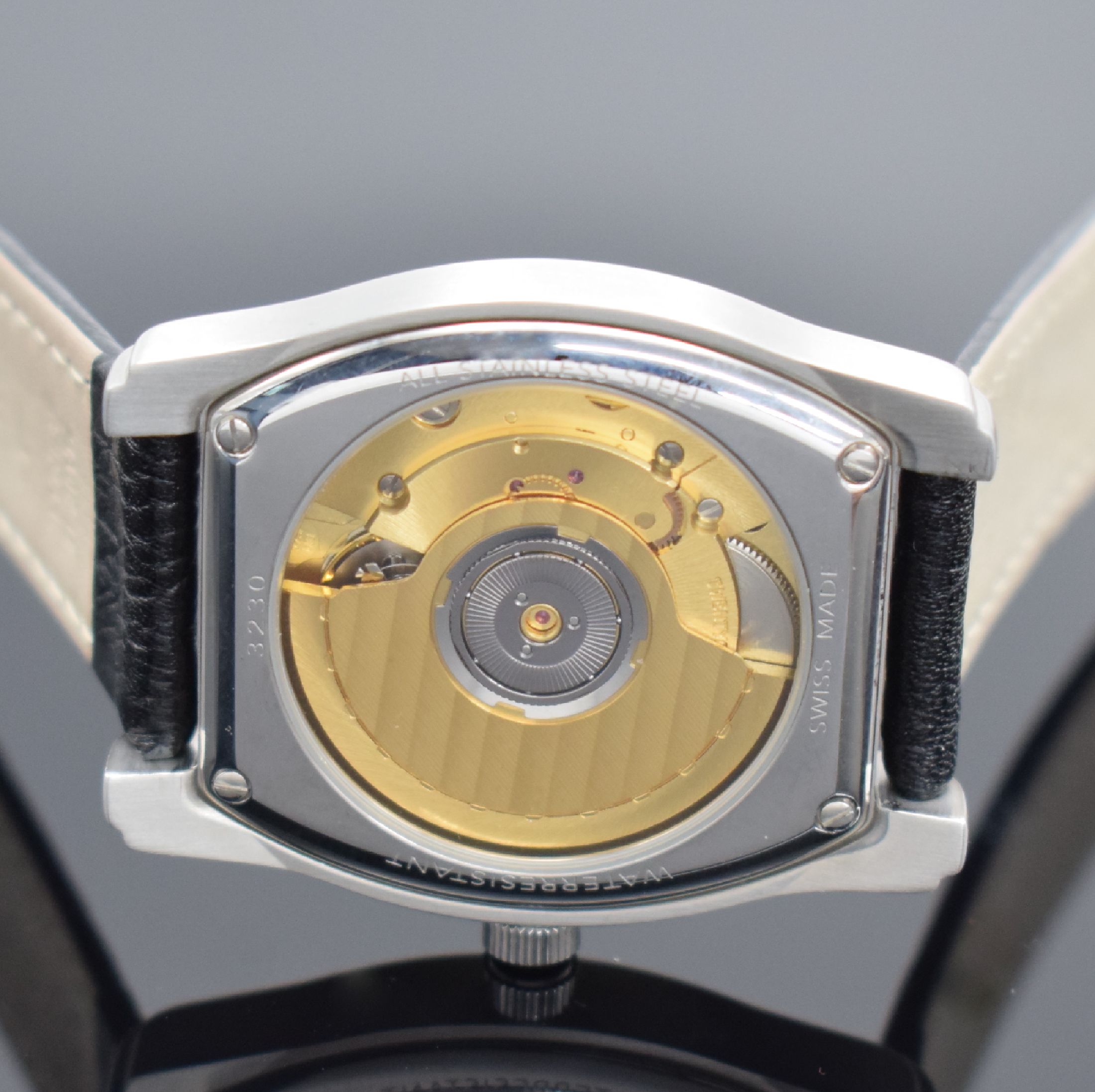 Detail d: PIERRE CHATELAIN Armbanduhr, Automatik, beids. vergl. Edelstahlgeh., Boden 4-fach verschr., vers. Zifferbl., Hilfszifferbl. m. Perlmutteinl., gebl. ...