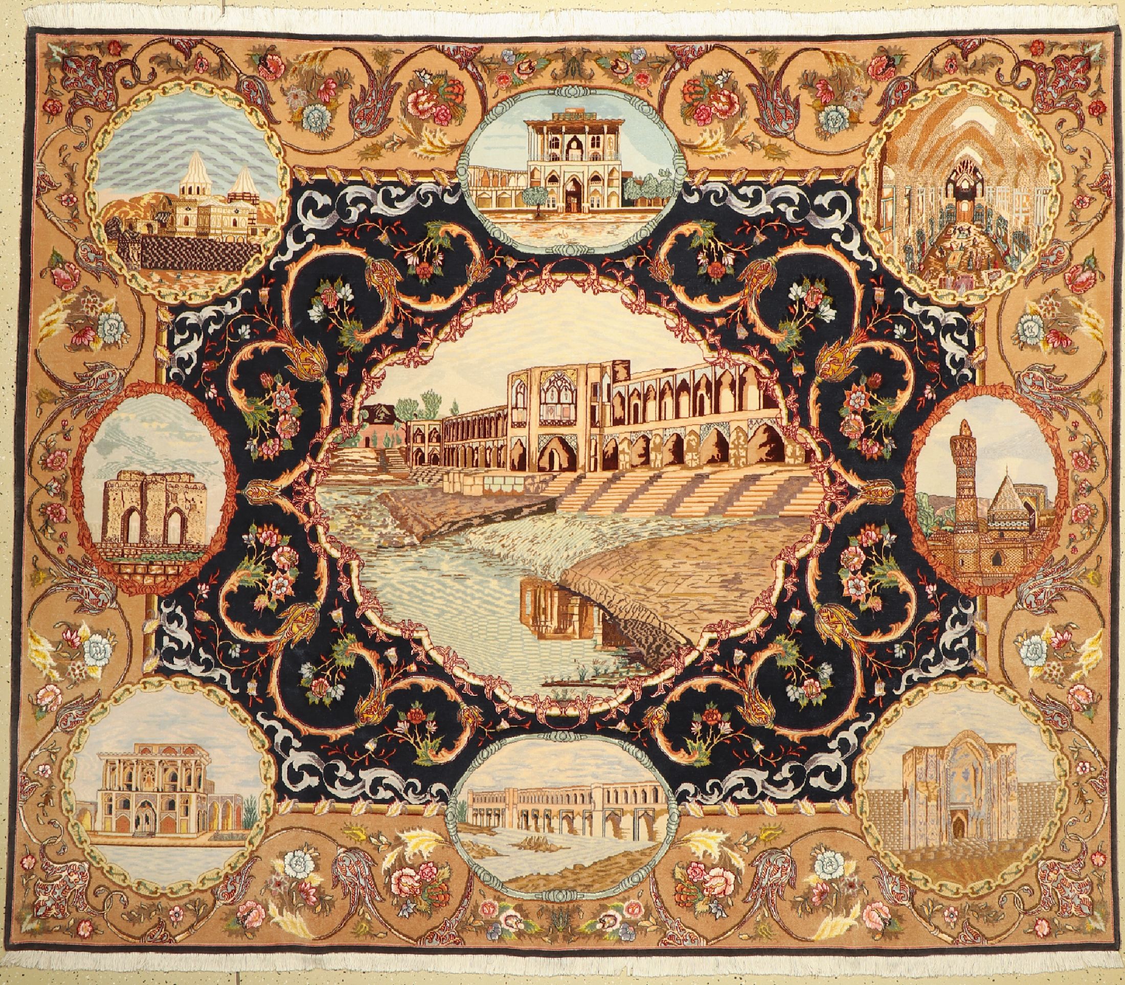 Täbriz fein(50Raj), Persien, ca. 40 Jahre, Korkwolle mit Seide, ca. 245 x 204 cm, ca. 500.000 Kn/qm, EHZ:(Sehr guter Zustand)