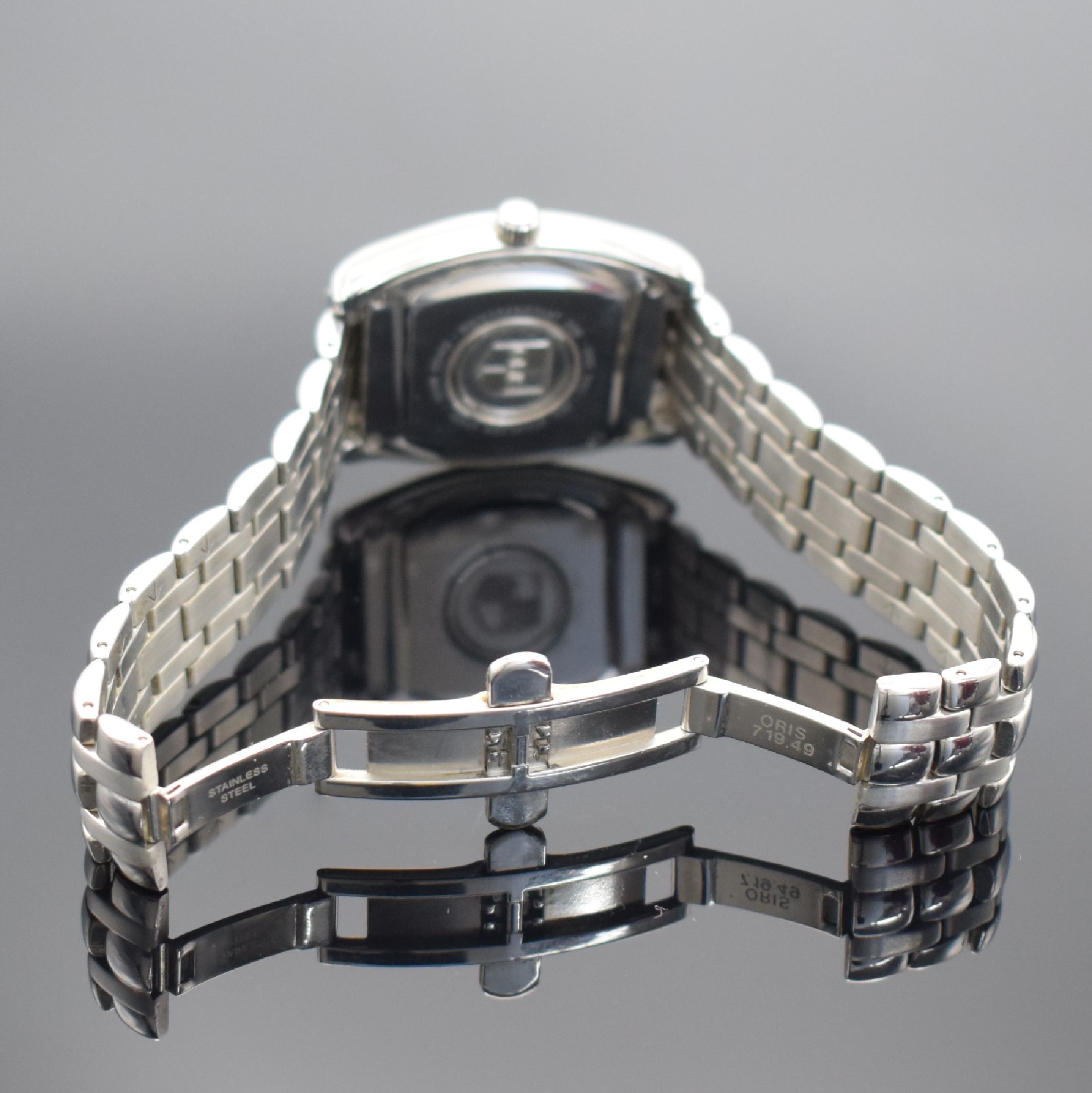 Detail b: ORIS Regulateur Herrenarmbanduhr Referenz 7471, Automatik, Schweiz um 1995, tonneauförmiges Edelstahlgeh. inkl. orig. Gliederband m. dopp. ...