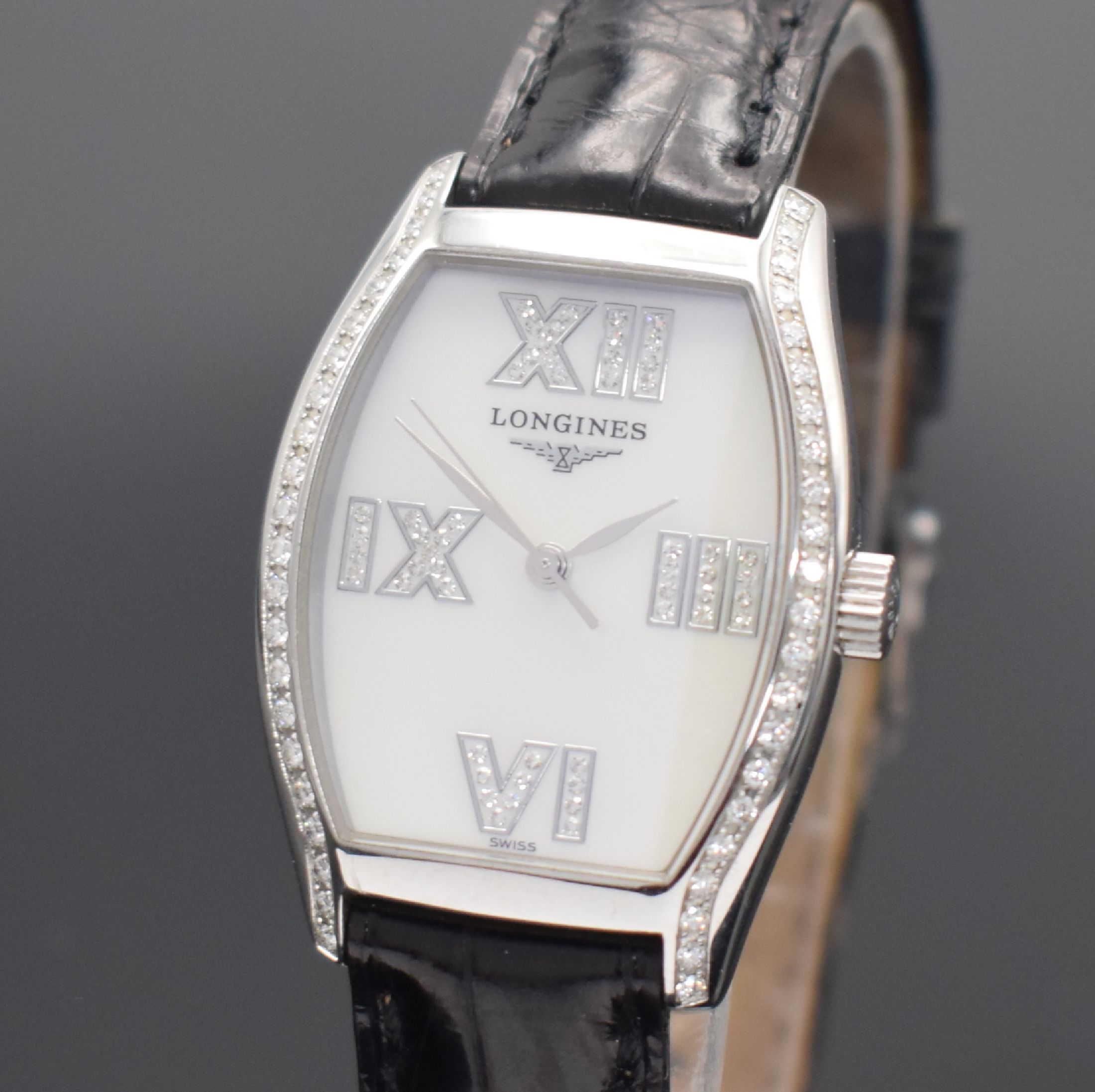 Detail a: LONGINES Damenarmbanduhr Evidenza Referenz L2.155.0.07.2, quarz, tonneauförmiges Edelstahlgeh. inkl. Lederband m. orig. Dornschl., Boden 4-fach ...