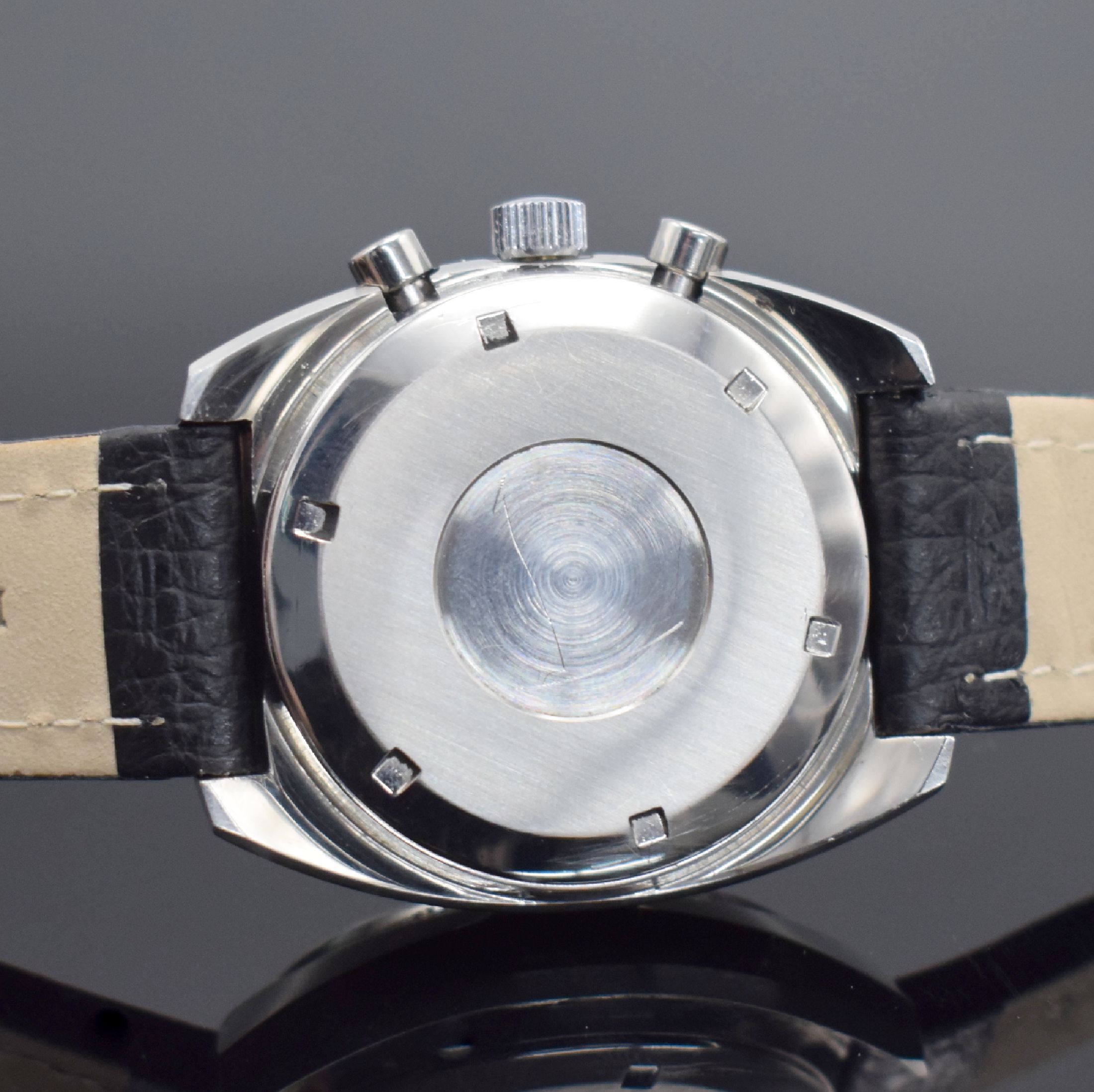 Detail c: ENICAR Grapho-Matic Herrenarmbanduhr mit Chronograph in Stahl, Schweiz 1970er Jahre, Automatik, Boden verschr., blaues Zifferbl. m. aufges. ...