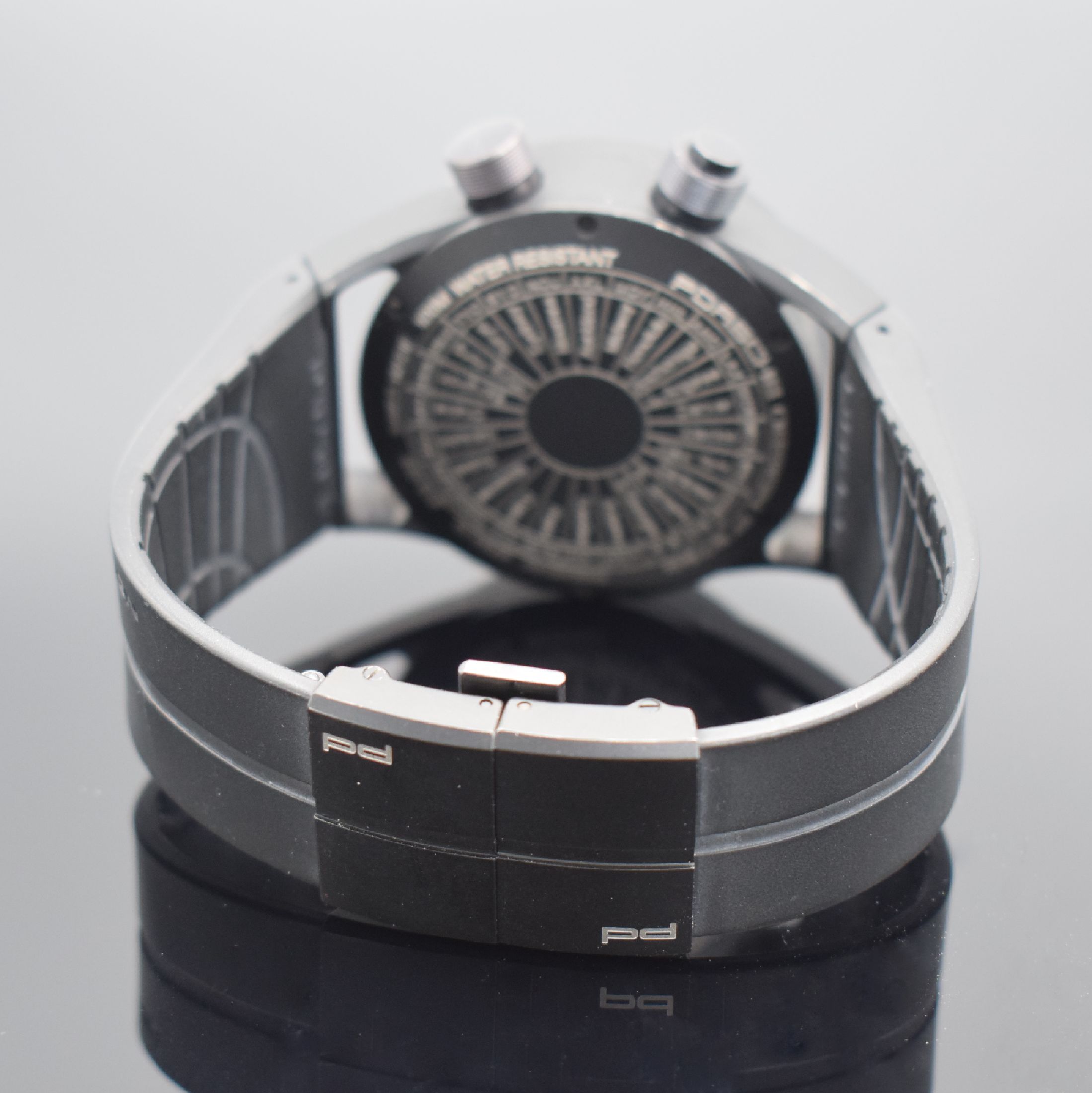 Detail b: PORSCHE DESIGN Worldtimer Herrenarmbanduhr Referenz P'6750, Schweiz verk. lt. beil. Pap. 08/2017, Automatik, PVD-Titangeh. inkl. orig. ...