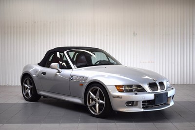 Image 26487885 - BMW Z3 Roadster, year of manufacture 06/2001, chassis number: WBACN51080LL20365, mileage approximately 85.000 km, 170 kW/231 PS, automatic transmission, exterior color silver, interior leather red/black, imported from Japan, customs cleared, VAT deductible