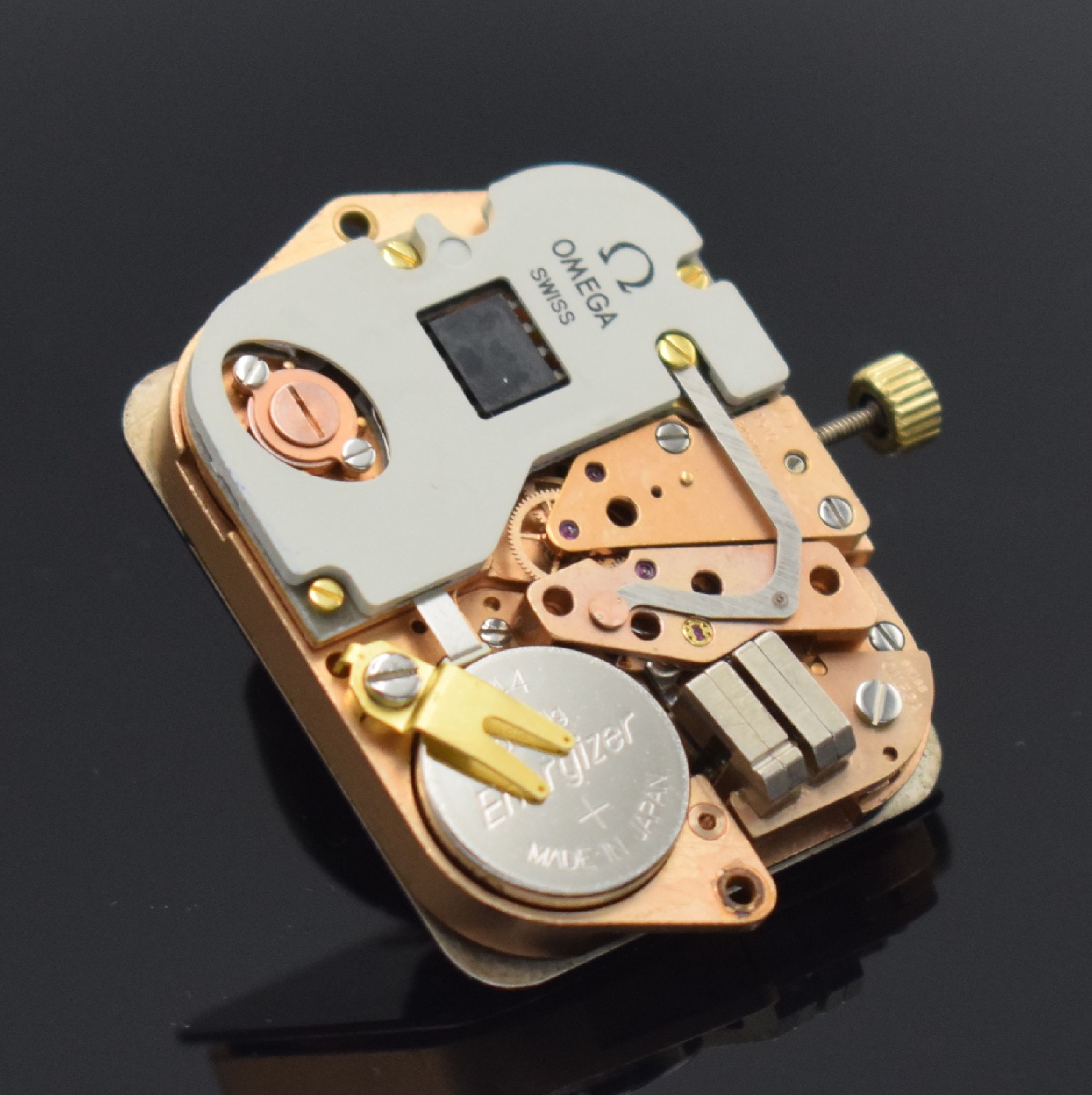 Detail f: OMEGA Constellation Megaquartz f 24 MHz Werk Kaliber 1510 mit Aventurin Zifferblatt, Schweiz um 1972, quartz, rotverg. Werk Kal. 1510, 13 St., ...