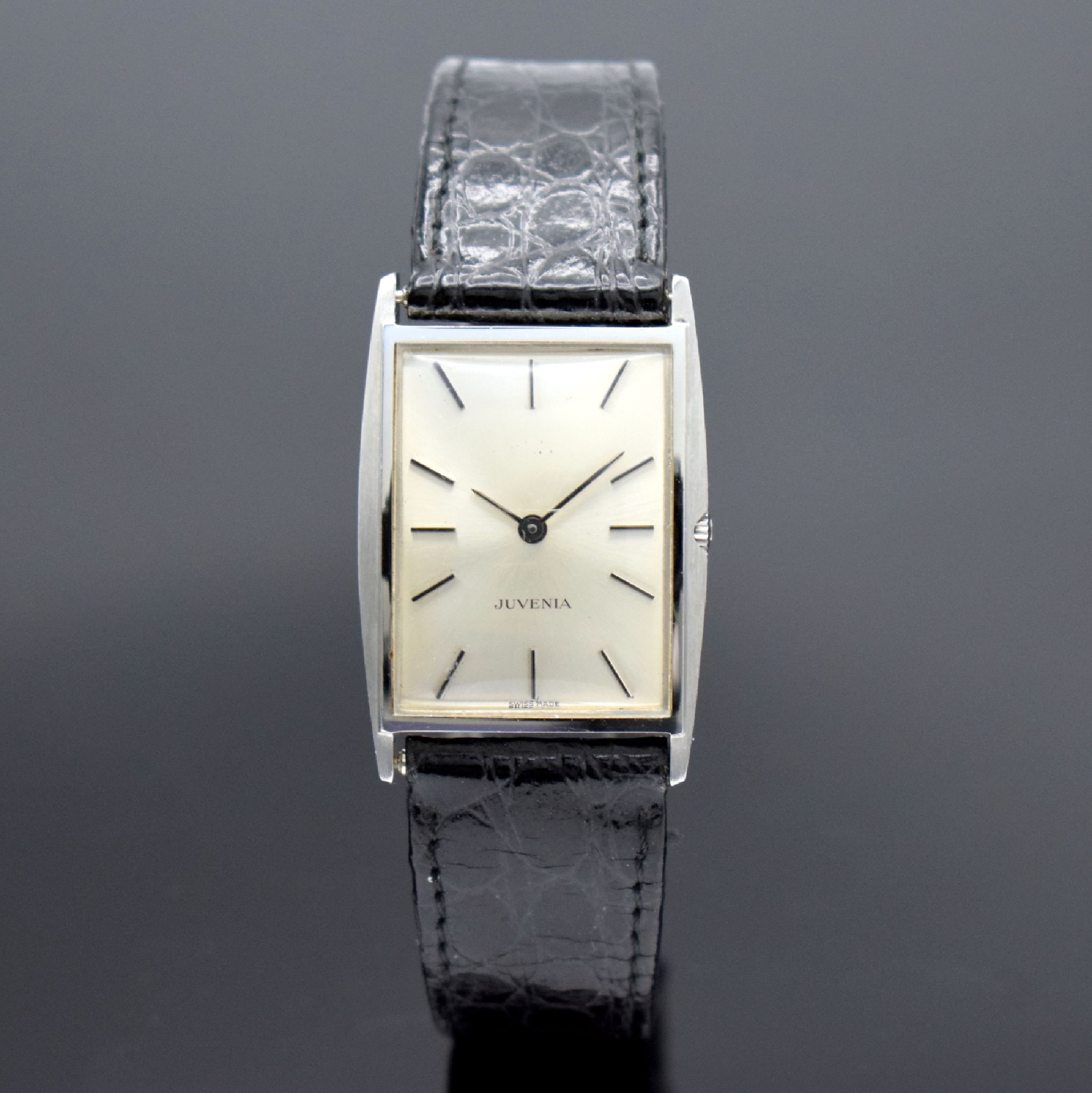 JUVENIA gut erhaltene Armbanduhr mit original Band & Dornschließe in Stahl, Schweiz um 1965, Handaufzug, 2-teil. sign. Geh., Boden aufgedr., silb. ...
