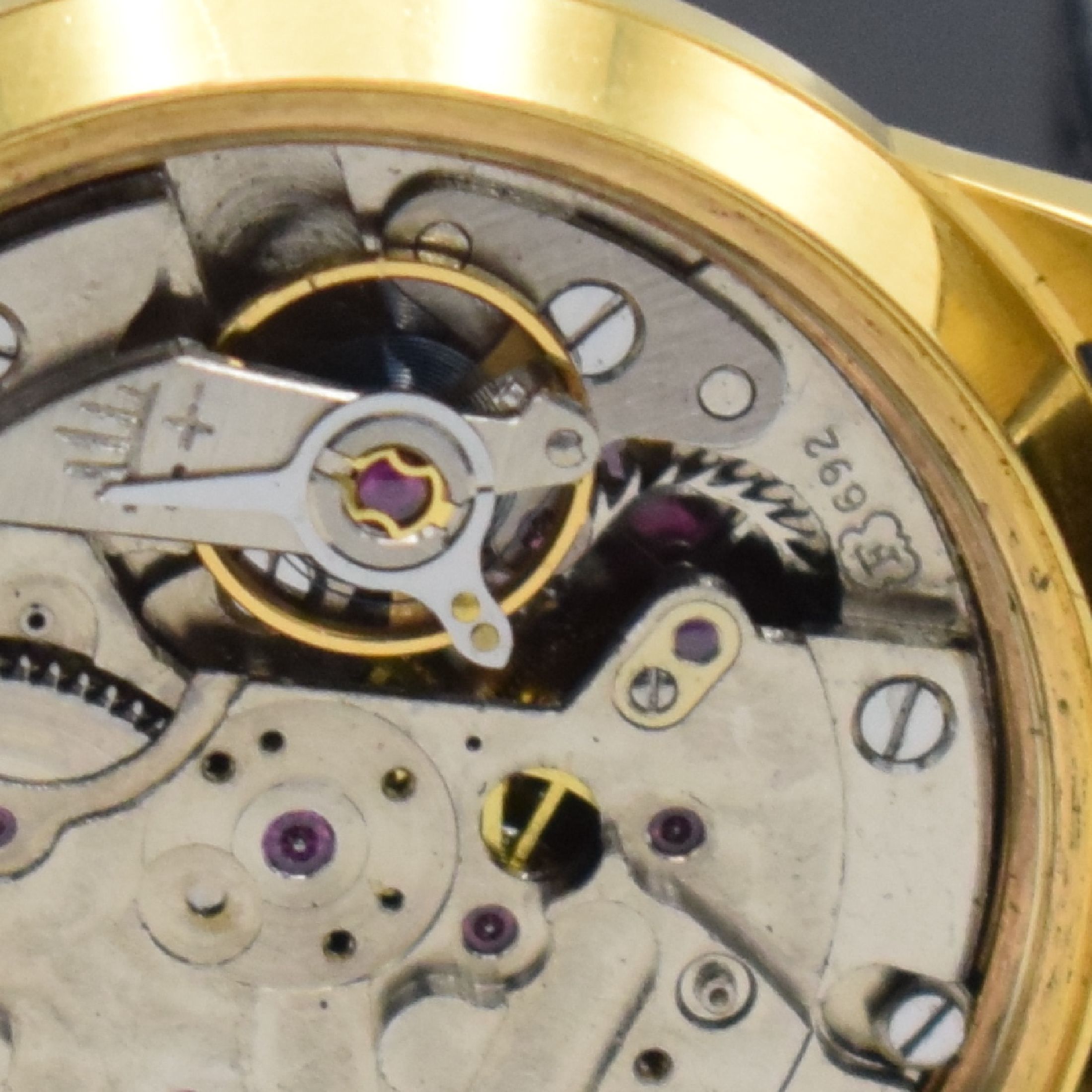 Detail f: ERGUEL / FELSA PROTOTYP mit 36000Ah, Schweiz um 1965, Handaufzug, verg. Gehäuse, Stahlboden geschr., vers. Zifferblatt, Datum b. 3, gold. Std.-Ind. ...
