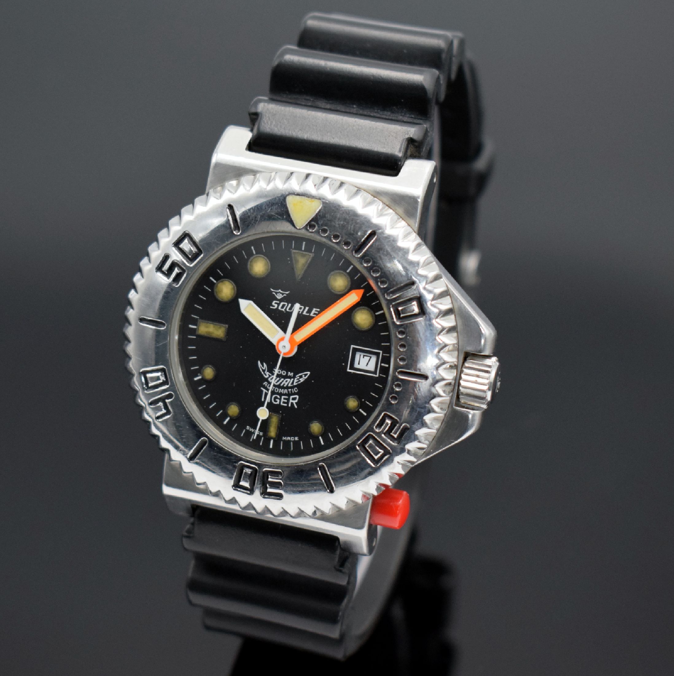 SQUALE Tiger 300M Taucherarmbanduhr Referenz 2007, Schweiz um 1980, Automatik, massives verschr. Edelstahlgeh., ab Herst. wasserd. 300M, Lünette m. ...
