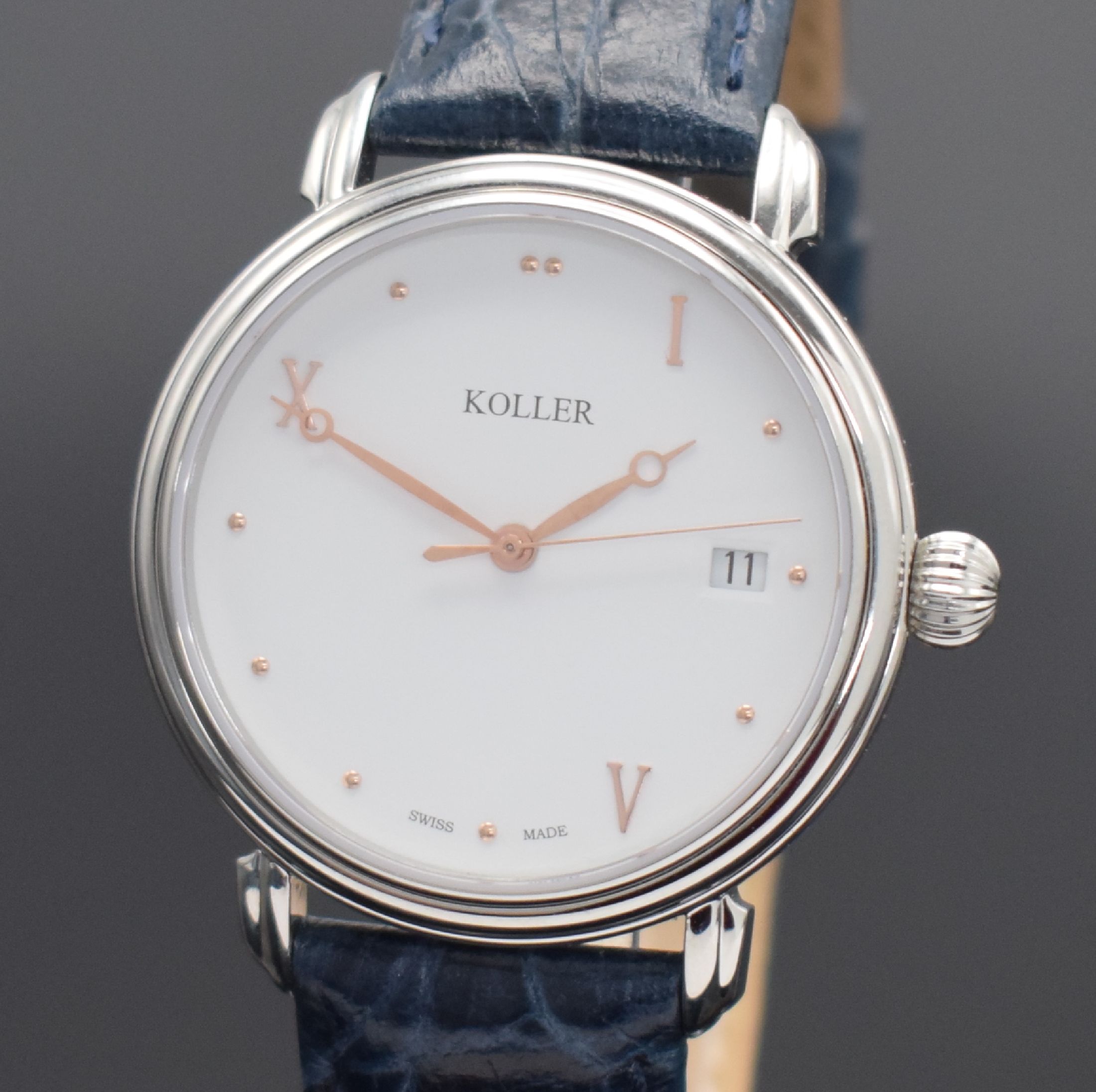 Detail a: KOLLER Herrenarmbanduhr in Stahl, Schweiz aktuelle Produktion, Automatik, Ref. 69600, beids. vergl. Geh., weißes Zifferblatt Design von M. Koller m. ...
