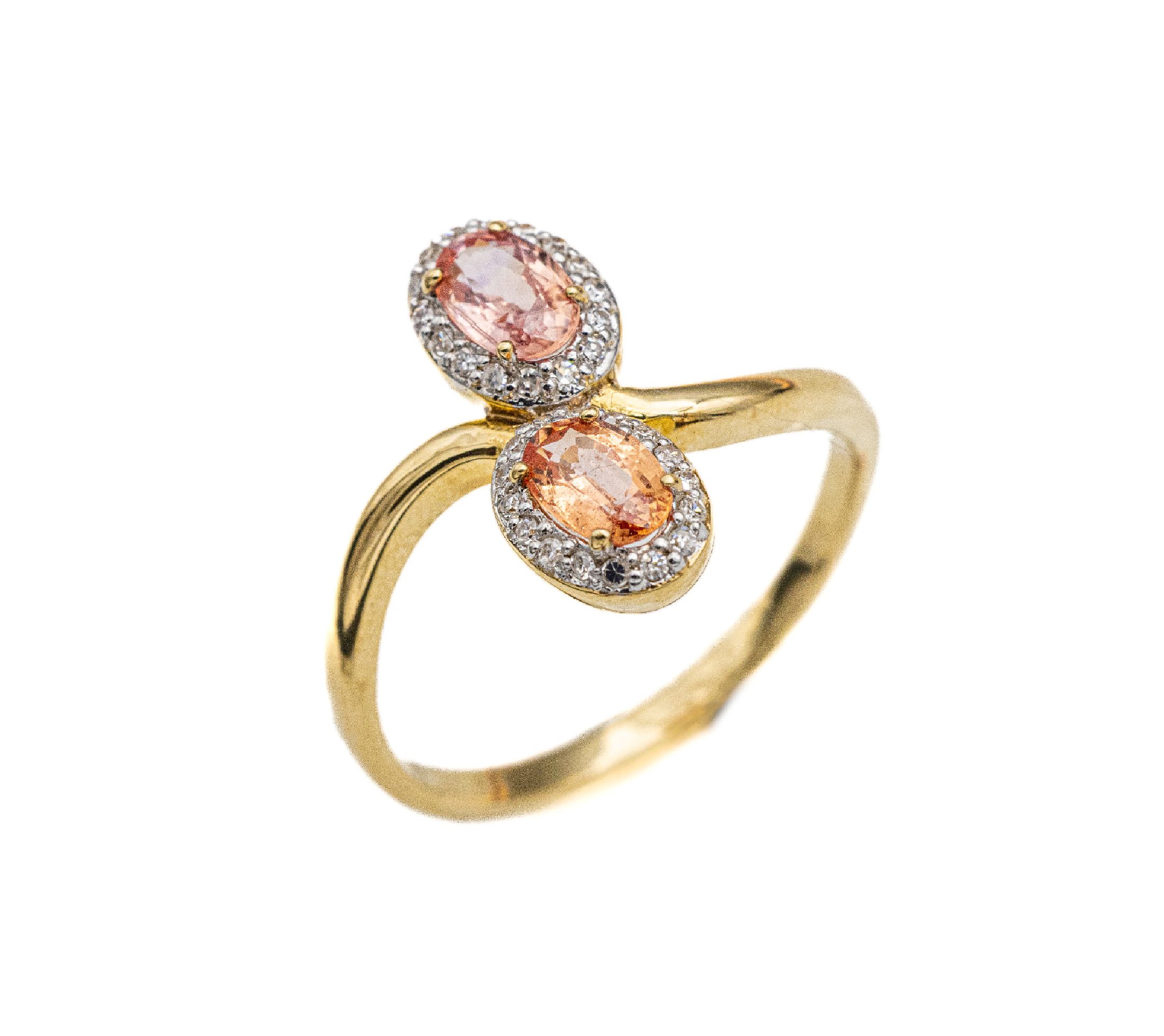 14 kt Gold Saphir-Diamant Ring, GG/WG 585/ 000, 2 ovalfacett. orangef. Saphire zus. ca. 1.00 ct, umgeben von Diamanten zus. ca. 0.25 ct Weiß/vs, RW ...