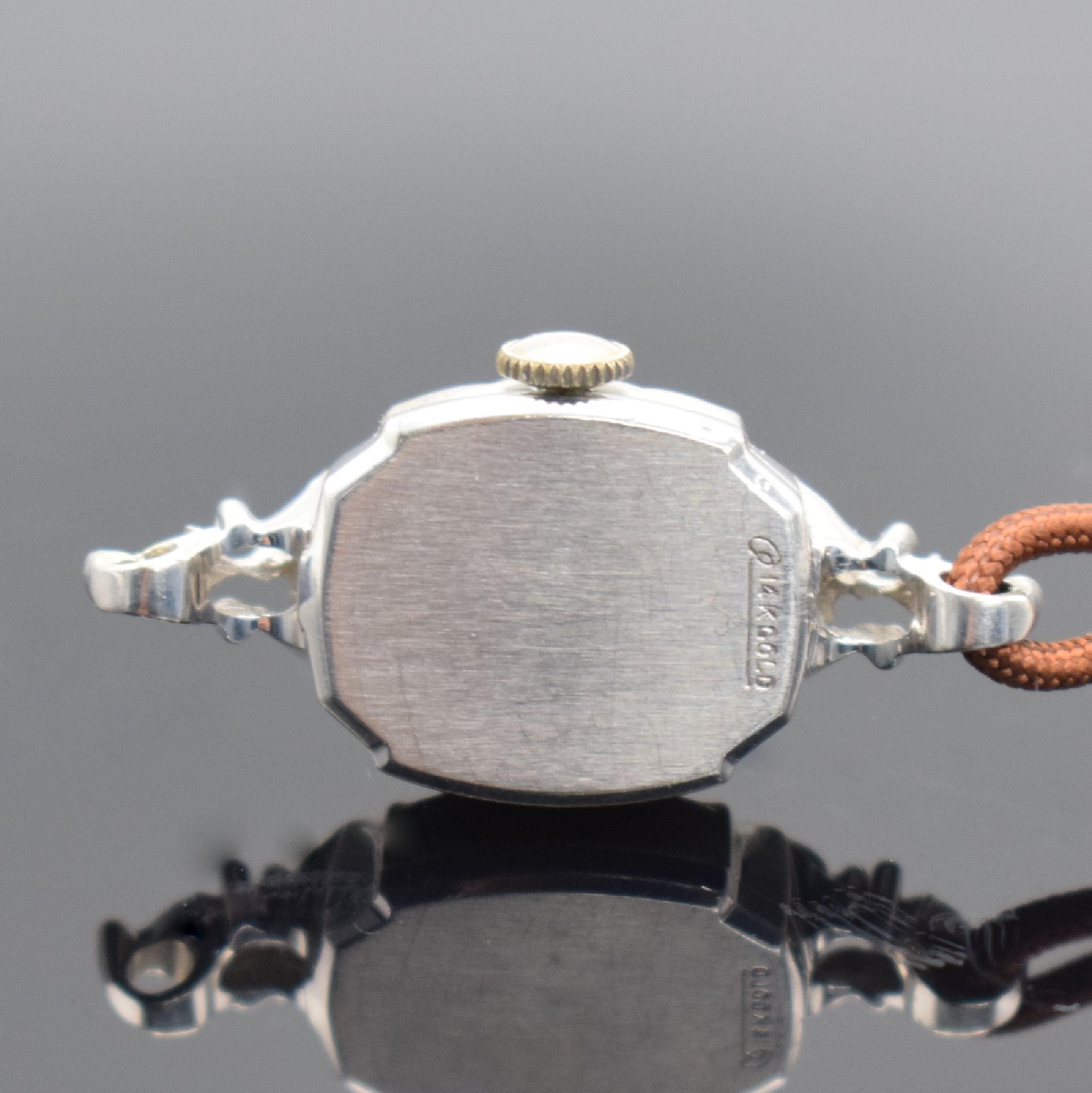 Detail i: MATHEY-TISSOT/LADY ELGIN/WITTNAUER 3 Art Deco Damenarmbanduhren in WG 585/000, Schweiz/USA um 1940, Handaufzug, alle Geh. teils m. Diamanten bes., ...