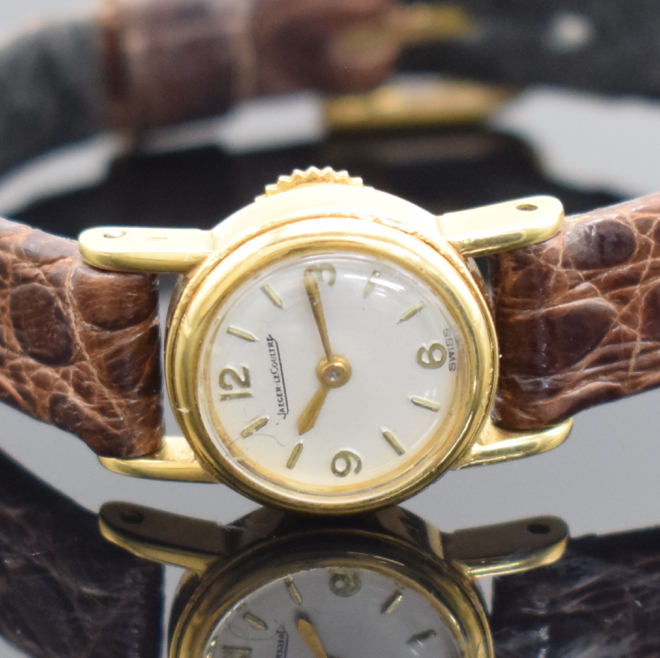 Detail i: LONGINES & Jaeger-LeCoultre 3 Armbanduhren in GG & RG 585/000, Schweiz/USA um 1950, 2x Handaufzug, 1x Backwinder, 1x 2-teiliges Gehäuse, 2 ...