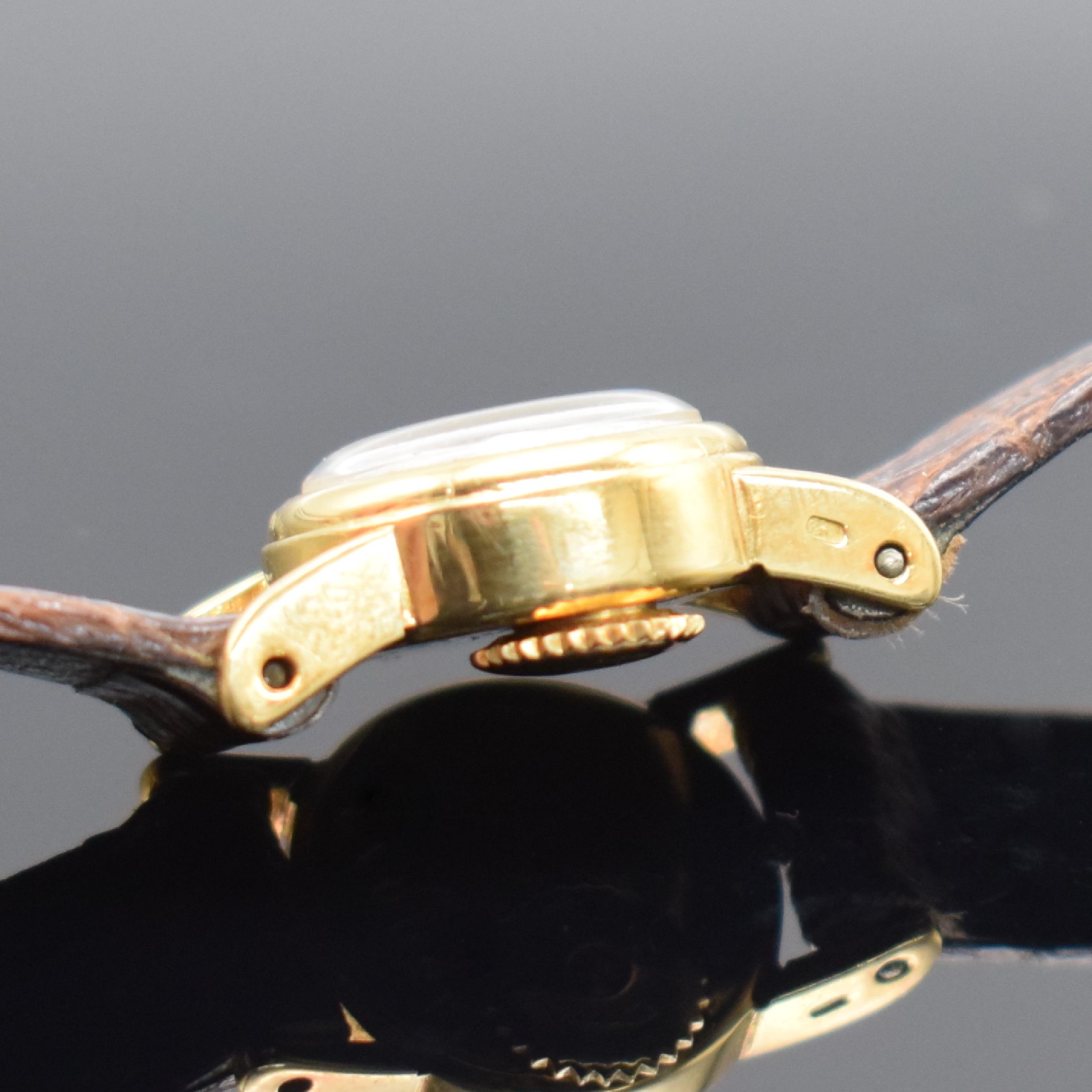 Detail k: LONGINES & Jaeger-LeCoultre 3 Armbanduhren in GG & RG 585/000, Schweiz/USA um 1950, 2x Handaufzug, 1x Backwinder, 1x 2-teiliges Gehäuse, 2 ...