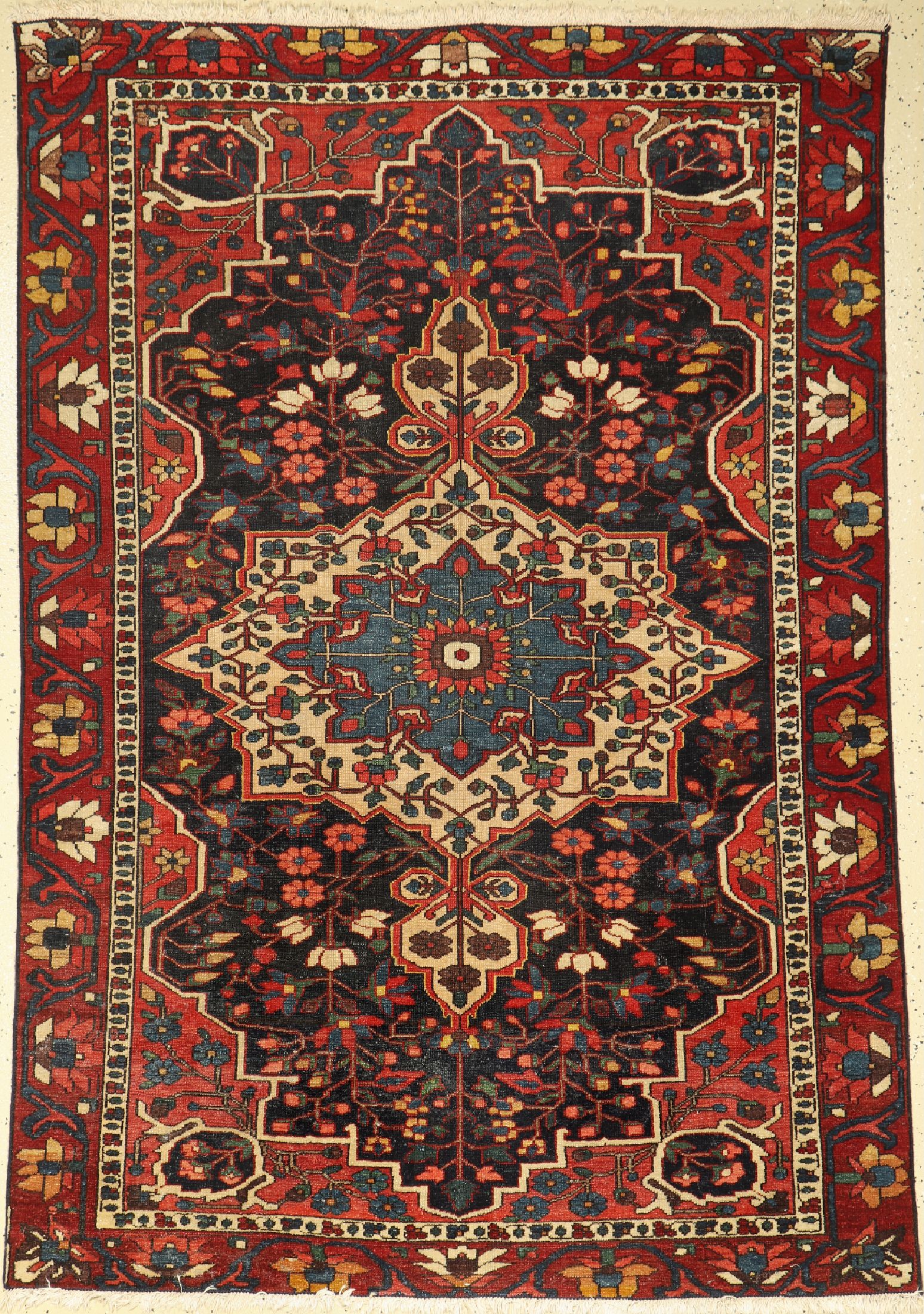 Bachtiar alt, Persien, um 1920, Wolle auf Baumwolle, ca. 195 x 135 cm, EHZ: 3-4