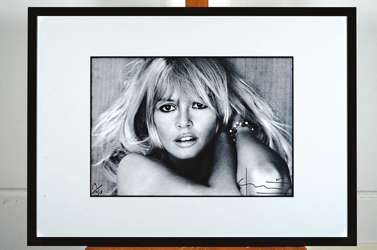 Detail k: Bert Stern, 1926 Brooklyn - New York 2013, Fotografie auf dickem, mattem Fotopapier, "Brigitte Bardot", handsigniert und num. 19/36, ...