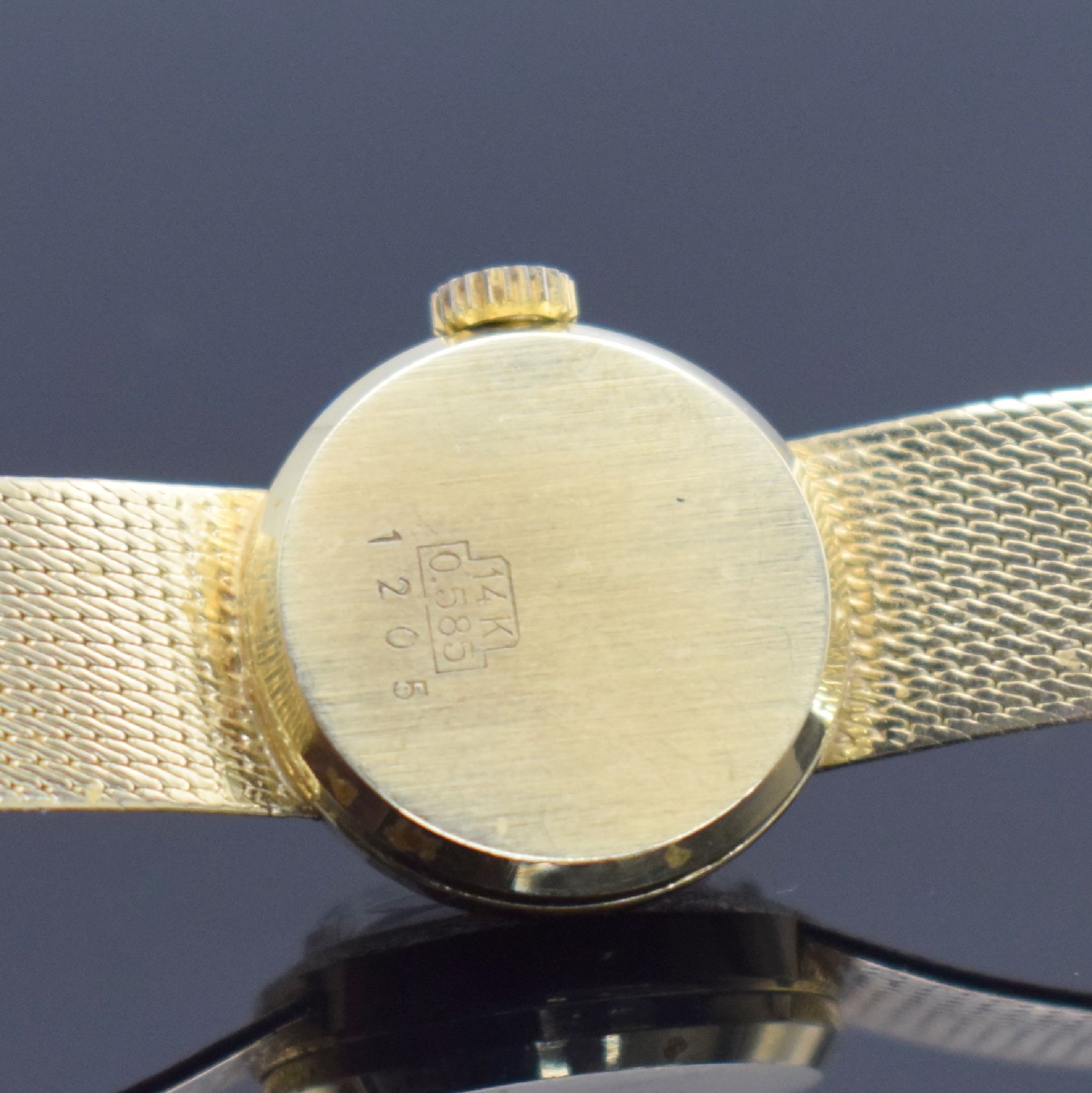 Detail c: JUNGHANS Damenarmbanduhr in GG 585/000, Handaufzug, Deutschland um 1965, 2-teil. Geh., Boden aufgedr., Milanaiseband, gold. Zifferbl. m. arab. Std., ...