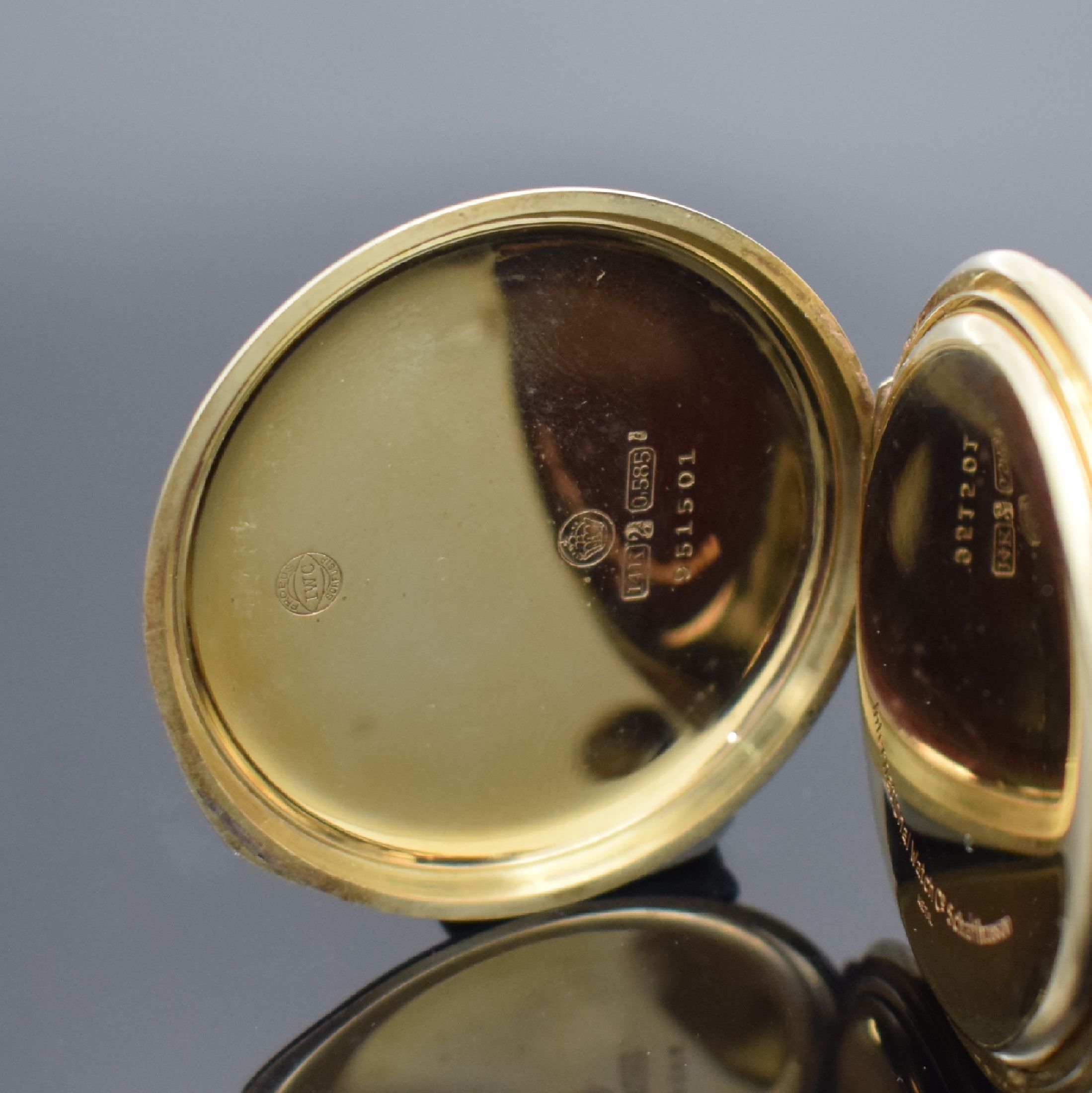 Detail d: IWC Savonette Herrentaschenuhr in GG 585/000, Schweiz um 1930, 2-Deckel Goldgeh. beids. sym. guill., Metallzifferblatt, Metallcuvette, verg. ...