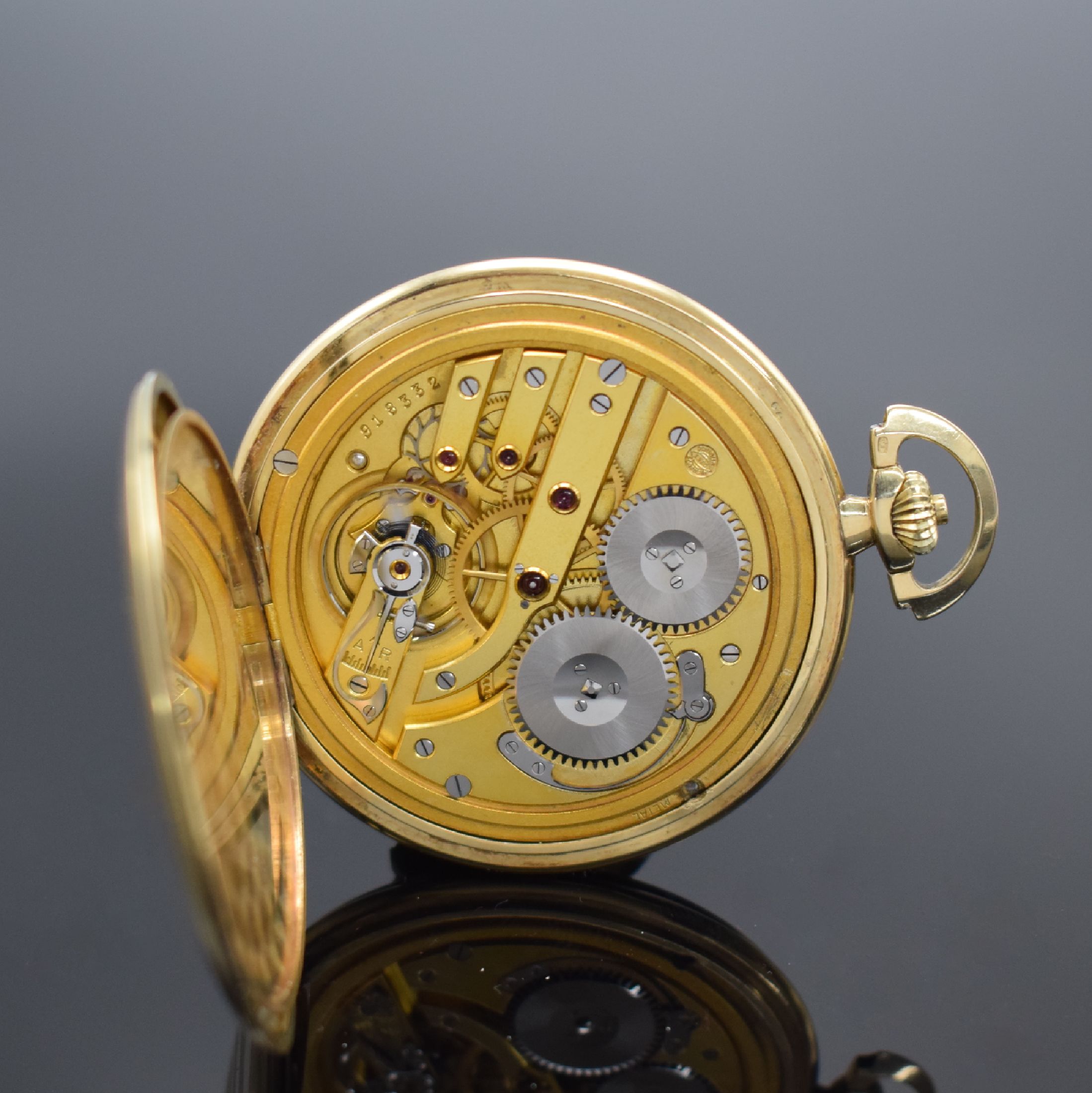 Detail g: IWC Savonette Herrentaschenuhr in GG 585/000, Schweiz um 1930, 2-Deckel Goldgeh. beids. sym. guill., Metallzifferblatt, Metallcuvette, verg. ...