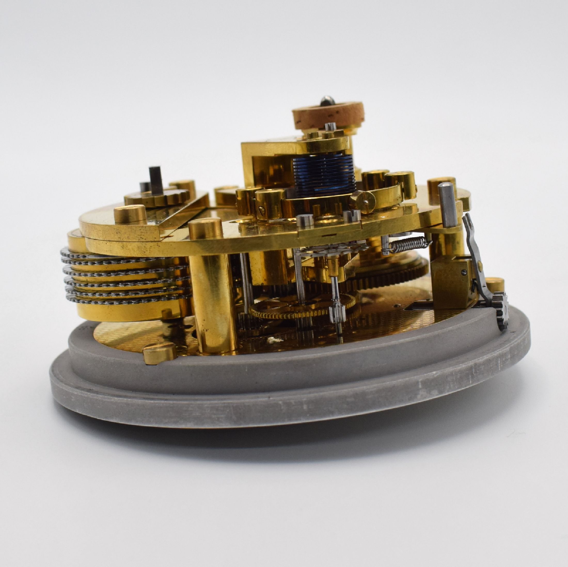 Detail g: GERHARD D. WEMPE Abt. Chronometerwerke seltenes Luftwaffen-Bodenchronometer mit Ankerhemmung Nr. 2899, Deutschland um 1942, 2-tlg., nummern-gleiche ...
