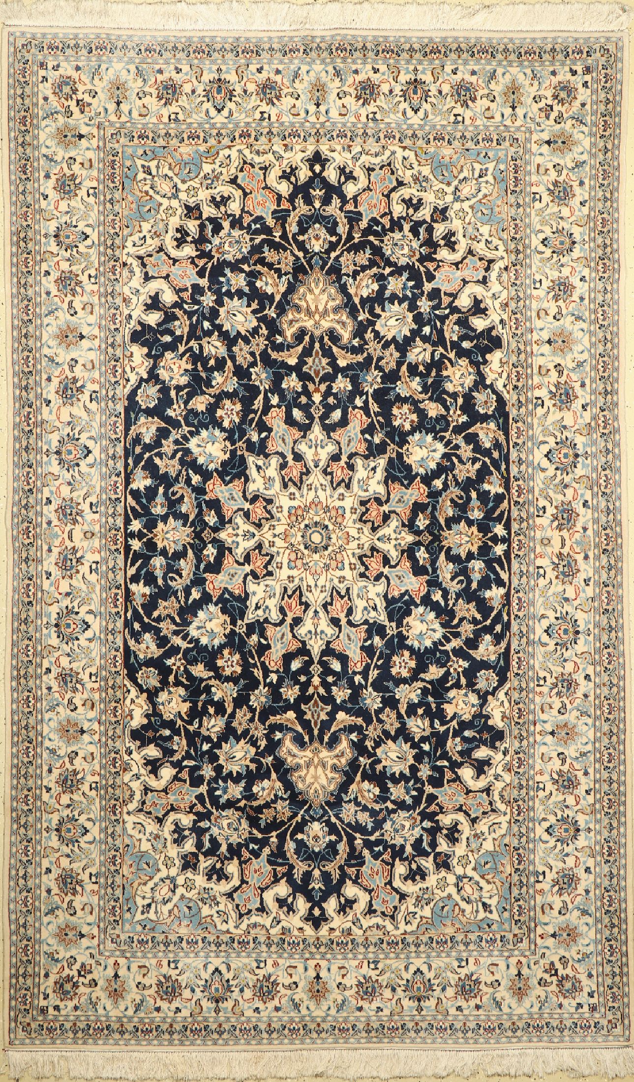 Nain fein(9 La), Persien, ca. 50 Jahre, Korkwolle mit Seide, ca. 275 x 170 cm, ca. 500.000 Kn/qm, EHZ: 2