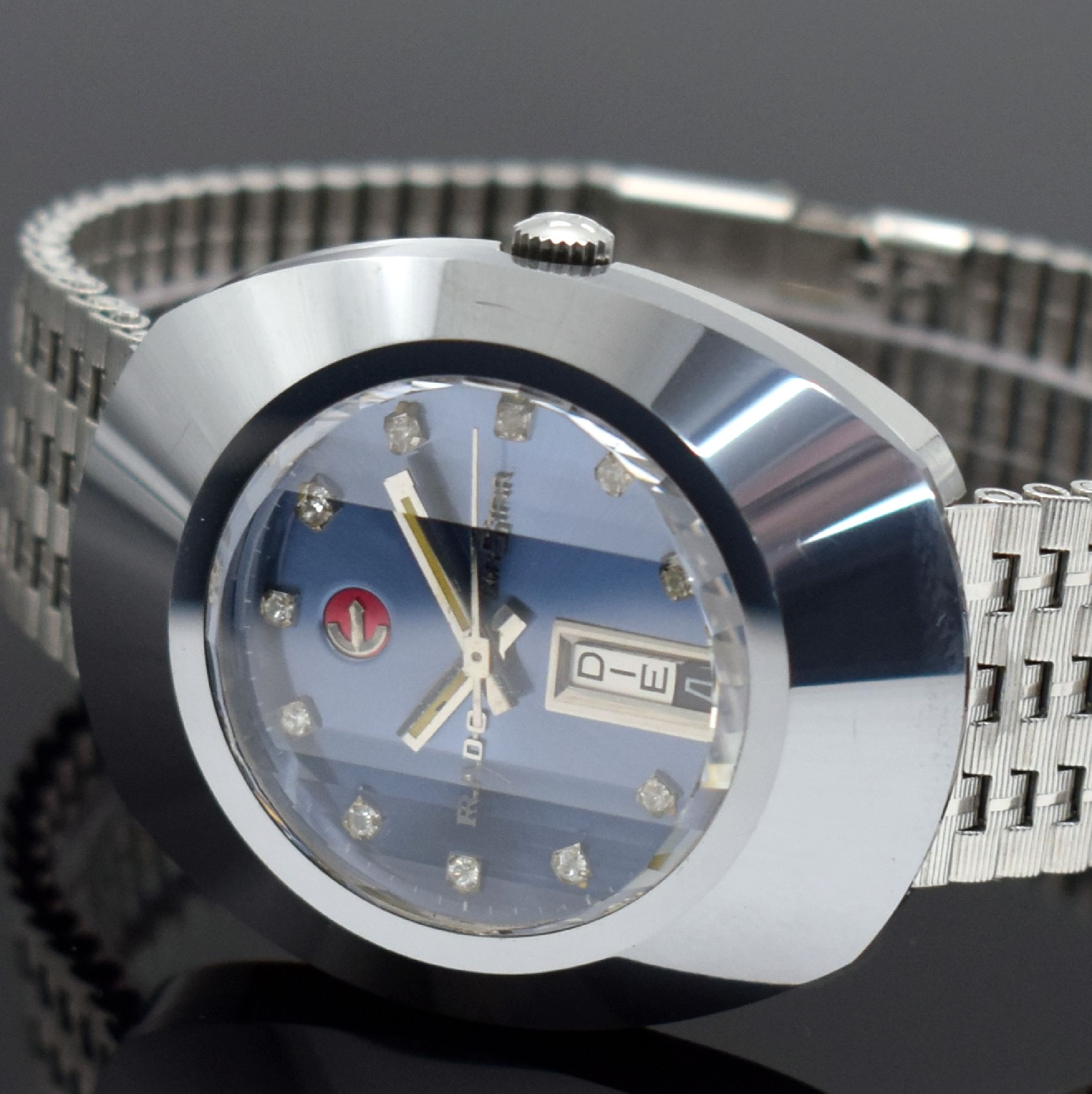 Detail c: RADO Diastar 8/1 ausgefallene Herrenarmbanduhr mit aufwendig facettiertem Glas Ref. 2798, Schweiz um 1970, Automatik, massives Stahlgeh., facett. ...