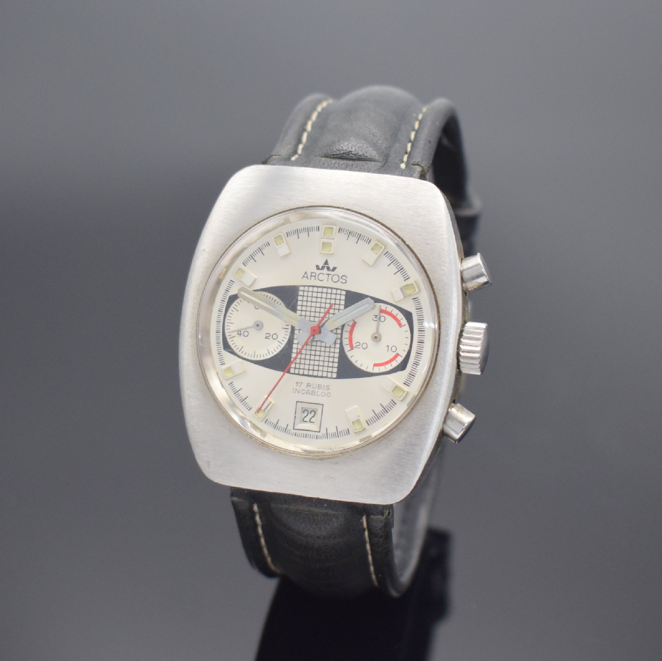 ARCTOS Herrenchronograph in Stahl, Schweiz 1970er Jahre, Handaufzug, matt. Geh., Boden verschr., silb. Zifferbl. m. aufgel. Std.- Ind., silb. ...