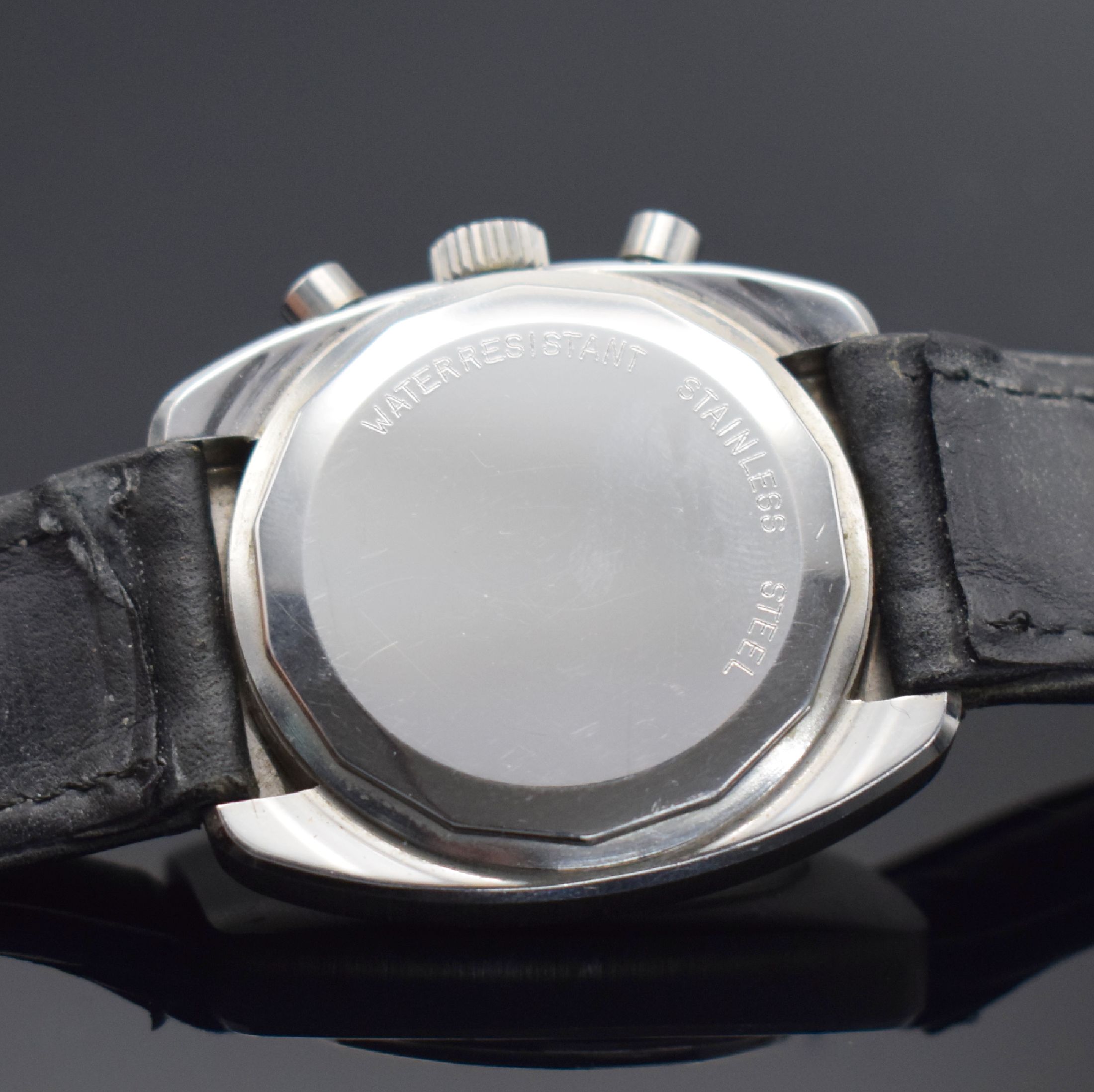 Detail c: ARCTOS Herrenchronograph in Stahl, Schweiz 1970er Jahre, Handaufzug, matt. Geh., Boden verschr., silb. Zifferbl. m. aufgel. Std.- Ind., silb. ...