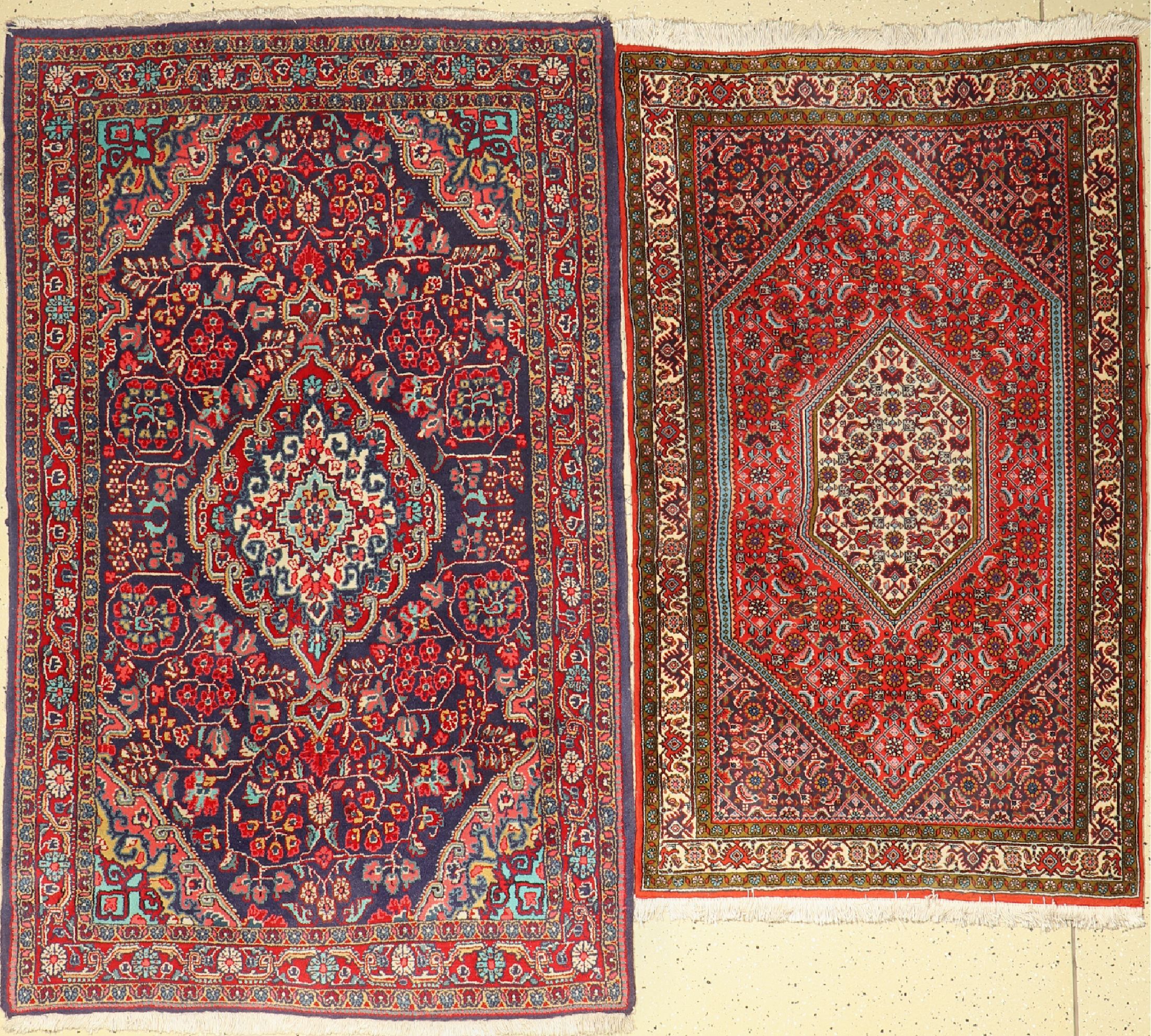 2 lots, Persien, Bidjar ca. 145 x 87cm & Sarogh ca. 170 x 103cm, ca.40 Jahre, Wolle auf Baumwolle, EHZ: 2.