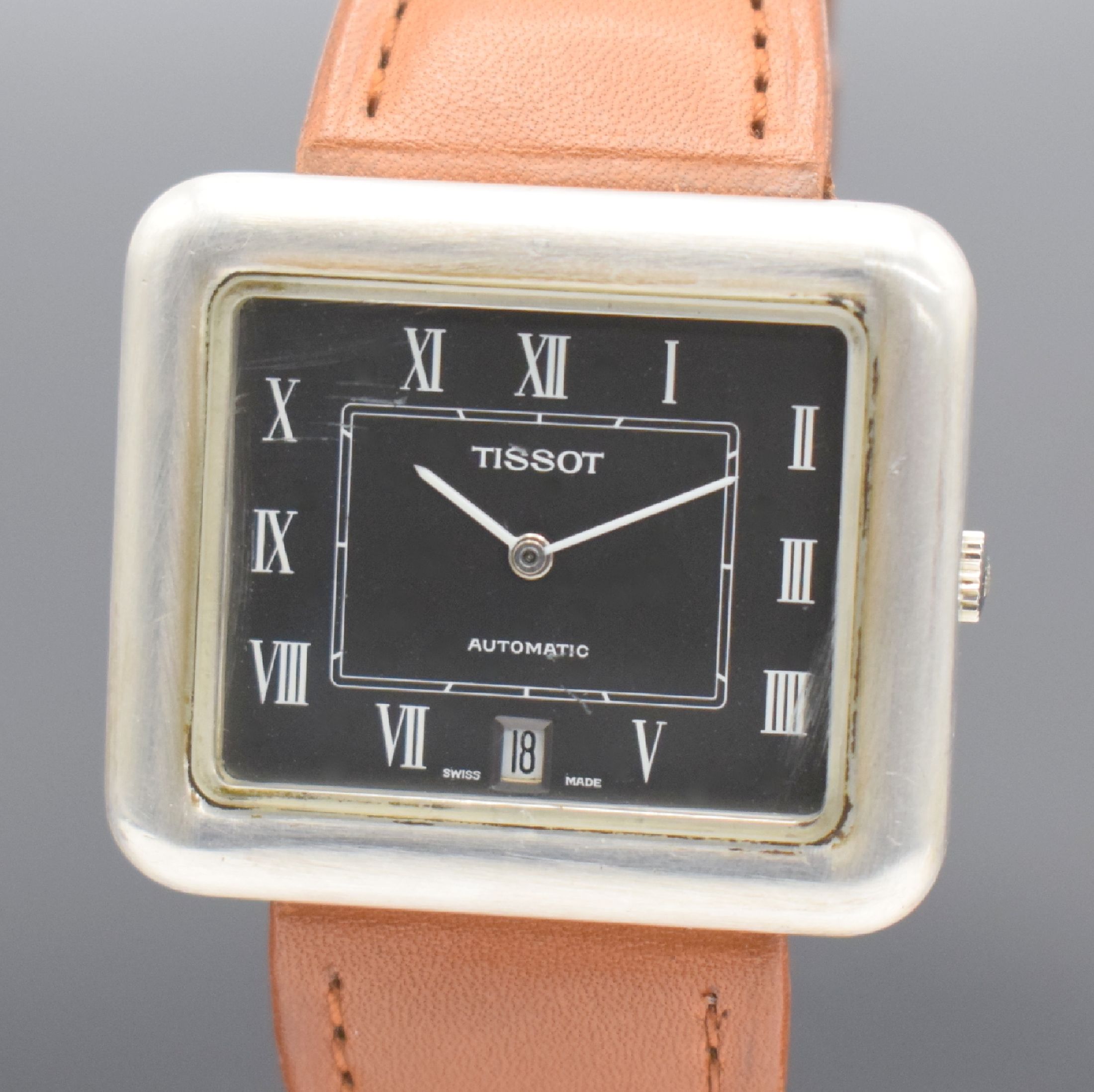 Detail a: TISSOT sehr seltene große Herrenarmbanduhr Durchmesser 42 mm in Silber 925/000, Schweiz um 1974, Automatik, massives 2-teil. Silbergeh. sign., Boden ...