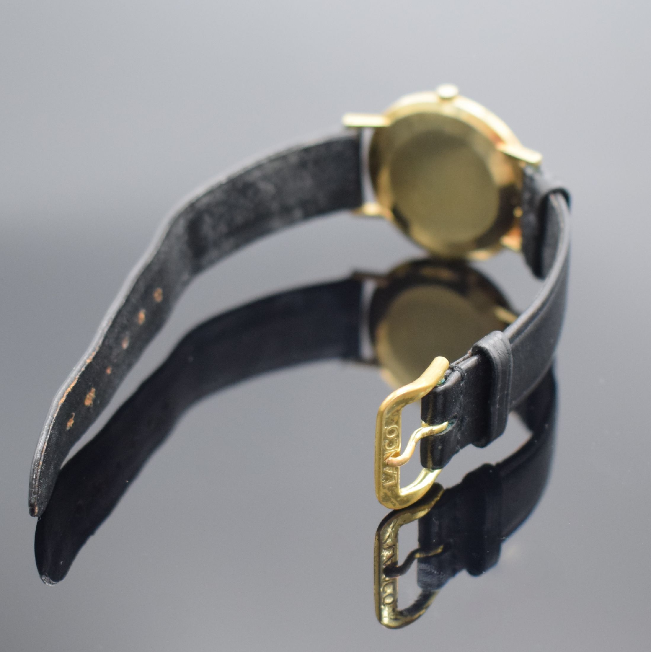 Detail b: LANCO Herrenarmbanduhr in GG 585/000, Schweiz um 1960, Handaufzug, 2-teil. Gehäuse, Boden aufgedr., silb. Zifferbl., gold. Zeiger, rotverg. Werk ...
