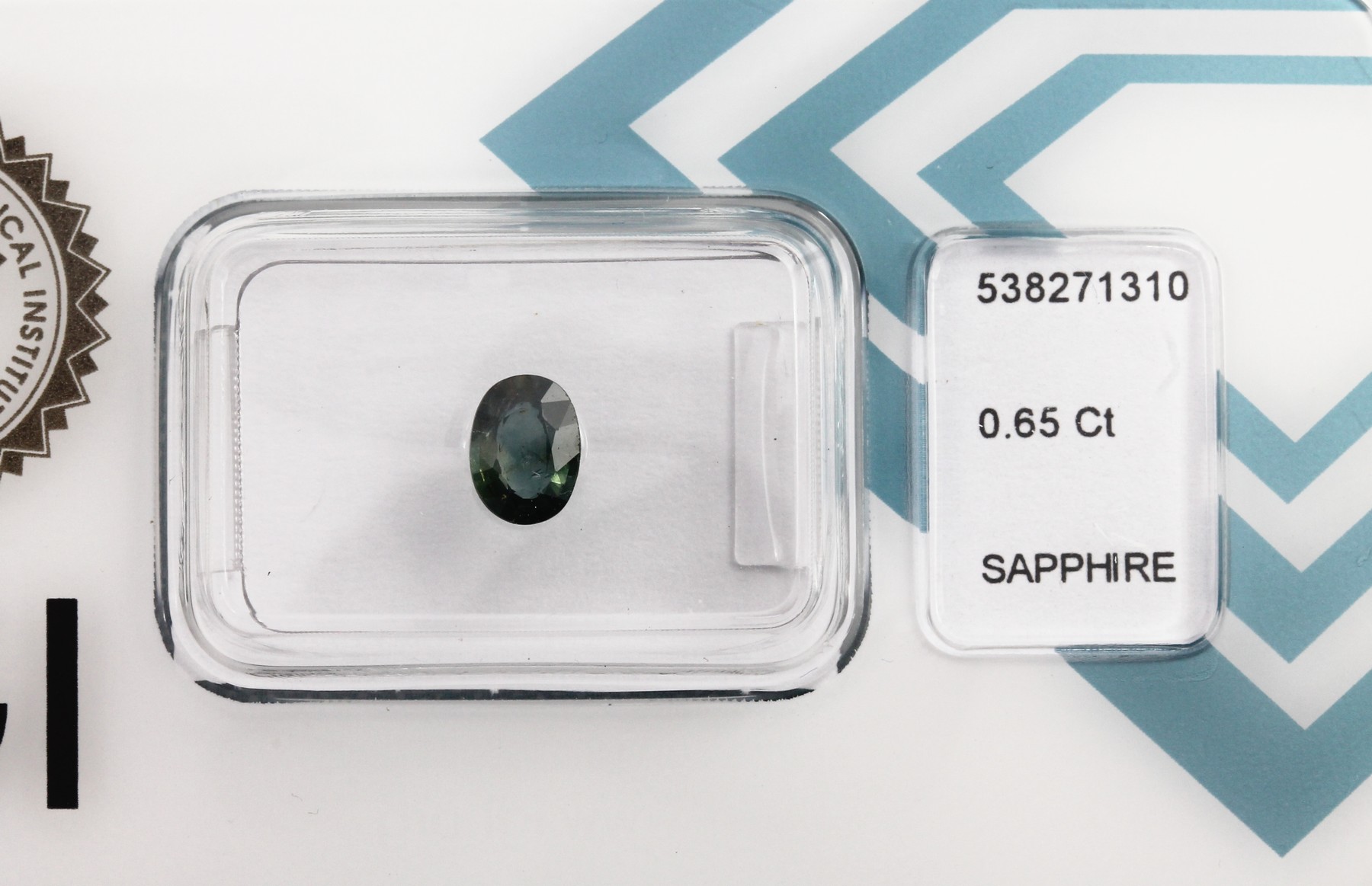 Detail i: Konvolut 10 bunte Saphire zus. ca. 11.96 ct,alle mit Expertisen: 1 x 1.28 ct, ovalfacett., 7.43 x 5.69 x 3.19, intense greenish blue, ALGT; 1 x 3.42 ...