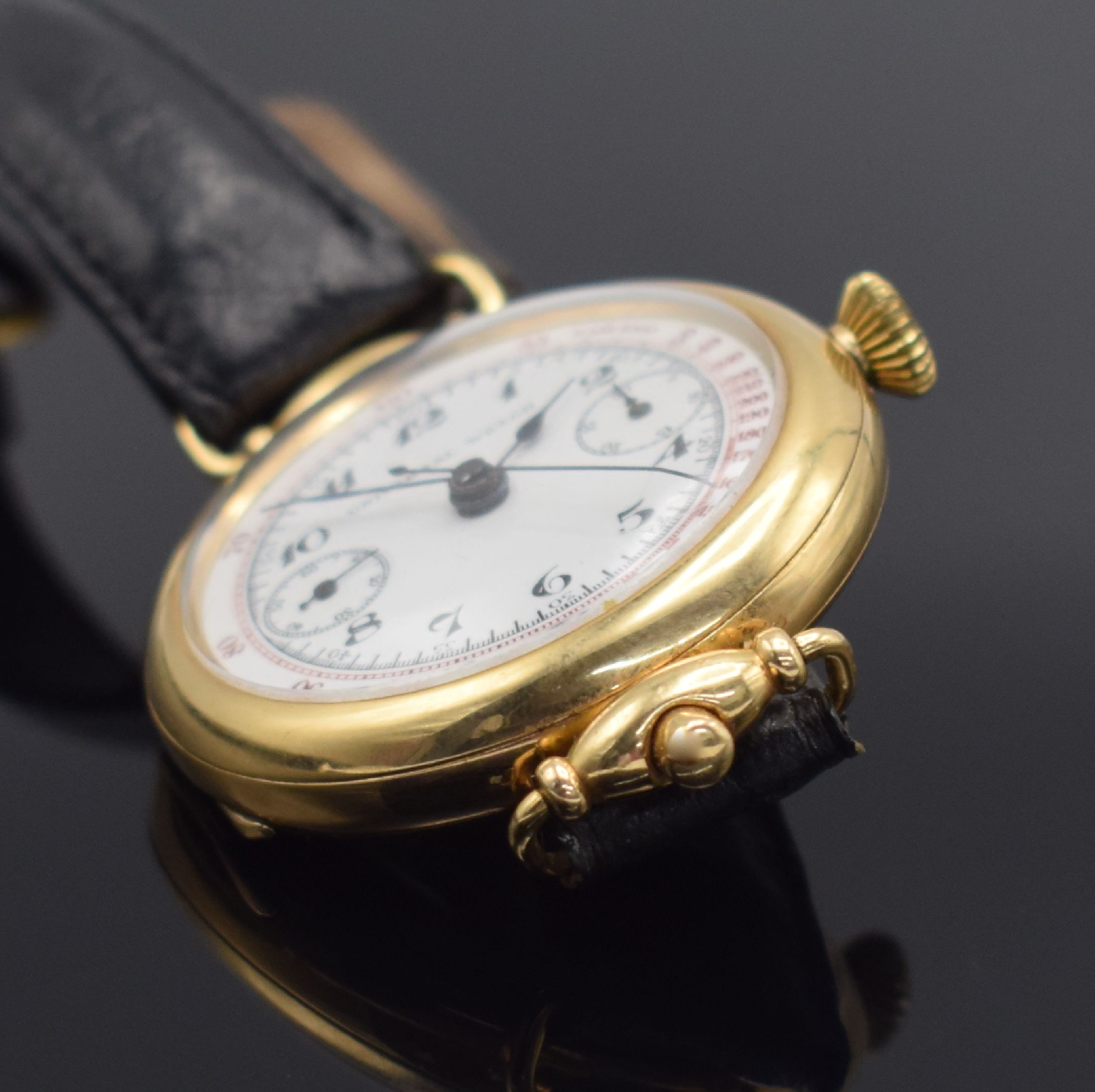 Detail c: UNIVERSAL WATCH großer & früher Schaltradchronograph in GG 750/000, Schweiz um 1930, Handaufzug, neutr. Geh., Rückdeckel m. Scharnier, Drücker f. ...