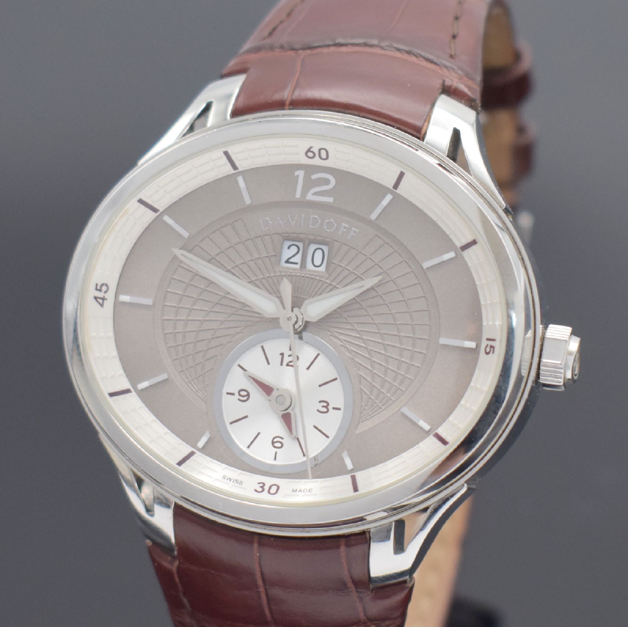 Detail a: DAVIDOFF Very Zino Dual Time Herrenarmbanduhr in Stahl, Schweiz um 2010, Automatik, Ref. 20343, beids. vergl. Geh., Boden 6-fach verschr., orig. ...