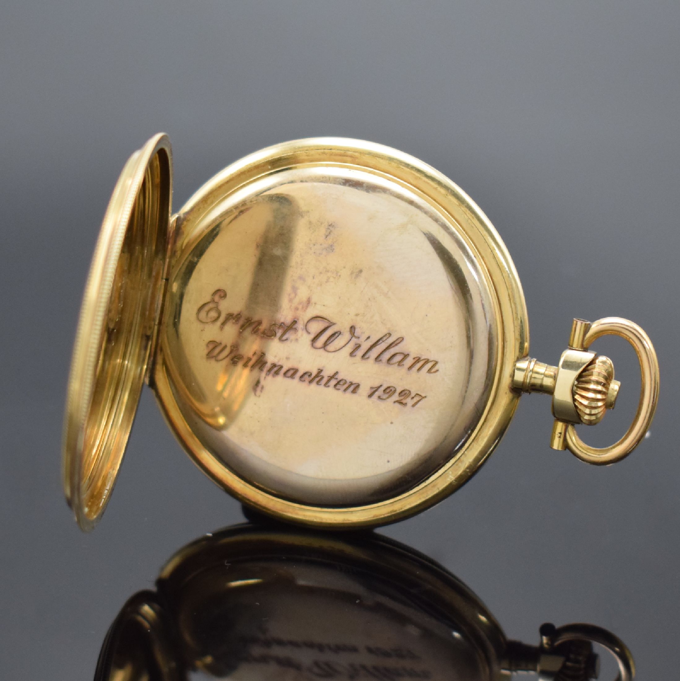 Detail c: ALPINA Herrensavonette in GG 585/000 & 2 weitere Goldtaschenuhren, Schweiz um 1890 - 1920, 1. Alpina m. gut erhaltenem guill. Louis-XVI Geh., gold. ...