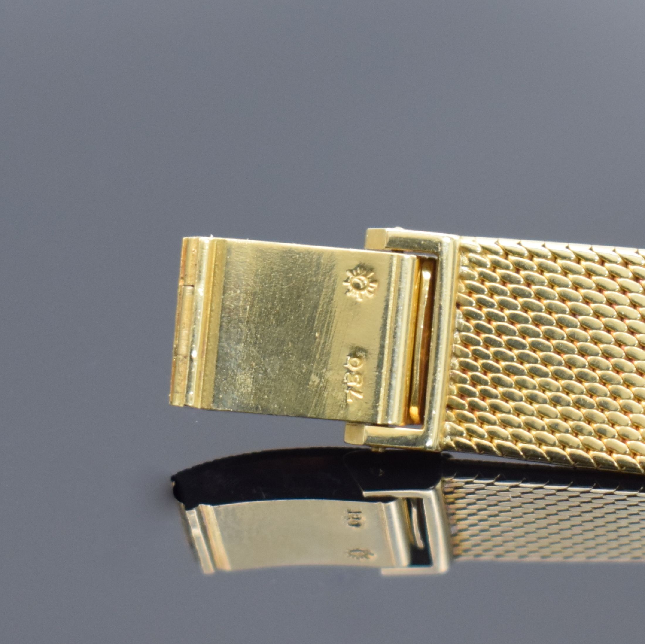 Detail c: MILUS Damenarmbanduhr in GG 750/000, Schweiz um 1960, Handaufzug, Milanaiseband, Boden aufgedr., champagnerfarb. Zifferbl. m. aufgel. Std.-Ind., ...