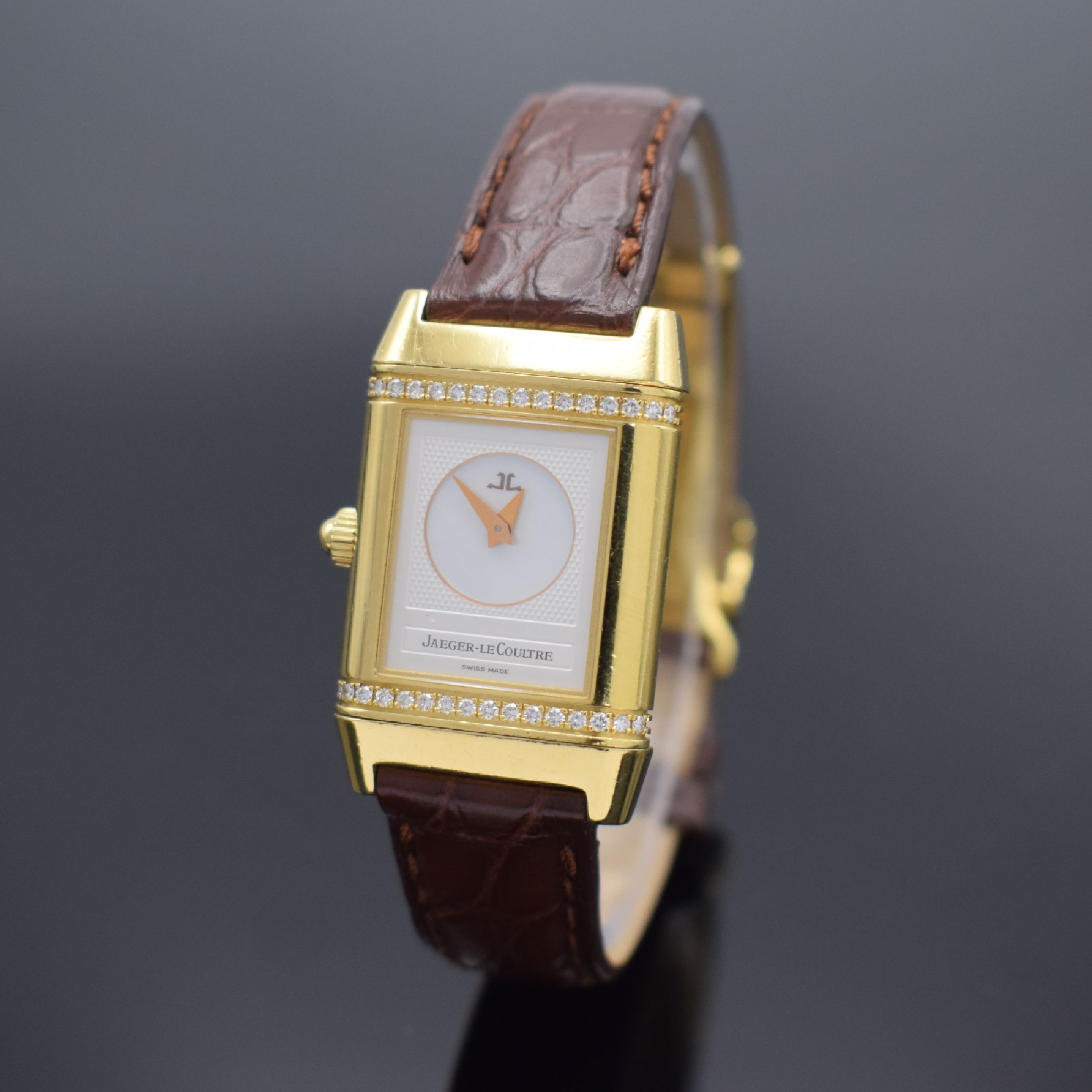 Detail b: Jaeger-LeCoultre Damenarmbanduhr Reverso Duetto in GG 750/000 mit Diamantenbesatz & original Faltschließe in GG 750/000 Referenz 266.1.44, Schweiz ...
