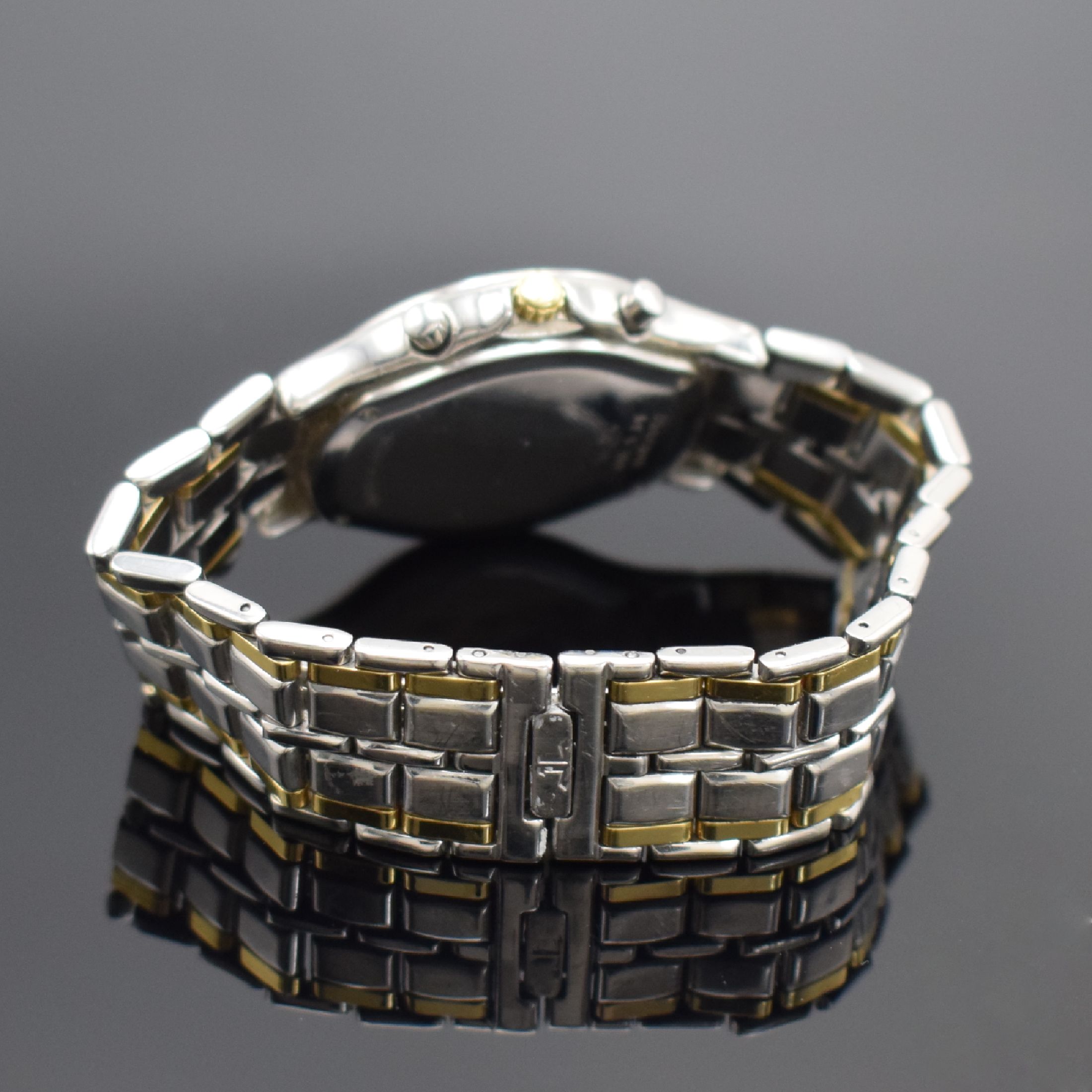 Detail b: Jaeger-LeCoultre Armbandchronograph Heraion Referenz 115.5.31, Schweiz um 1989, quarz, Edelstahl/Gold kombiniert inkl. Gliederband m. dopp. ...