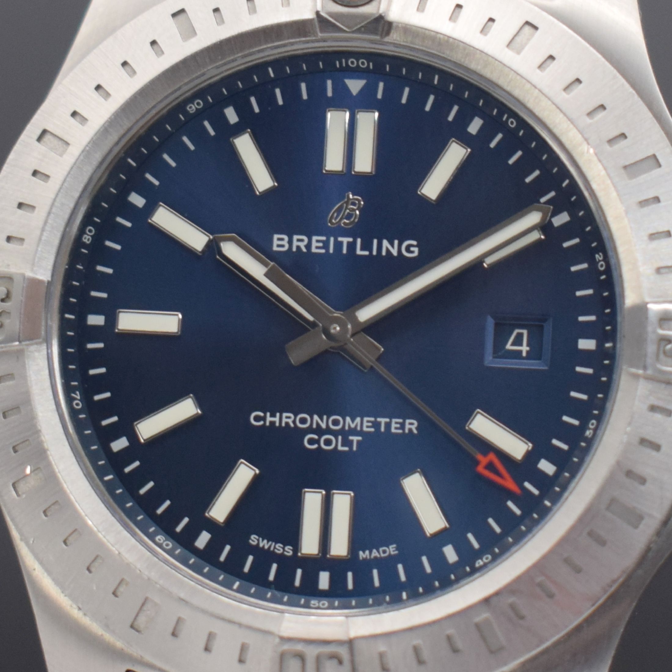 Detail b: BREITLING Chronomat Chronometer Colt sehr gut erhaltene Herrenarmbanduhr Referenz A17388, Schweiz um 2020, Automatik, verschr. Gehäuse in Edelst., ...
