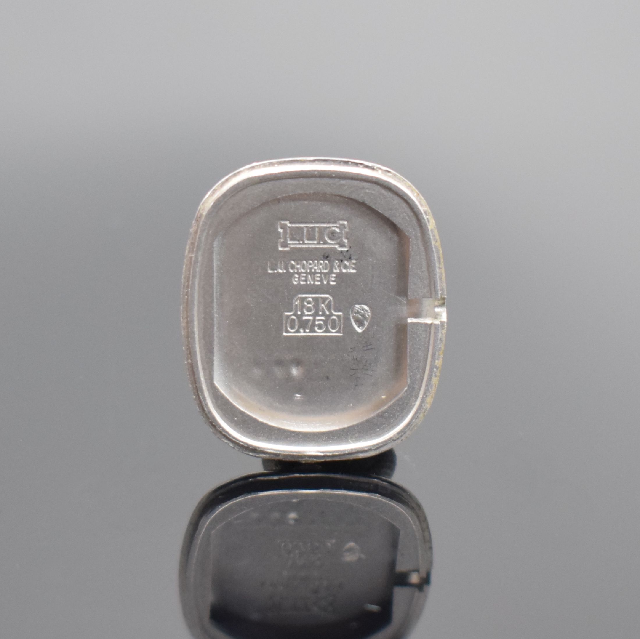 Detail f: CHOPARD Damenarmbanduhr in WG 750/000 Referenz 5147, Schweiz um 1990, quarz, 2-teil. Geh., Boden aufgedr., Lünette aufw. m. Diamanten bes., silb. ...