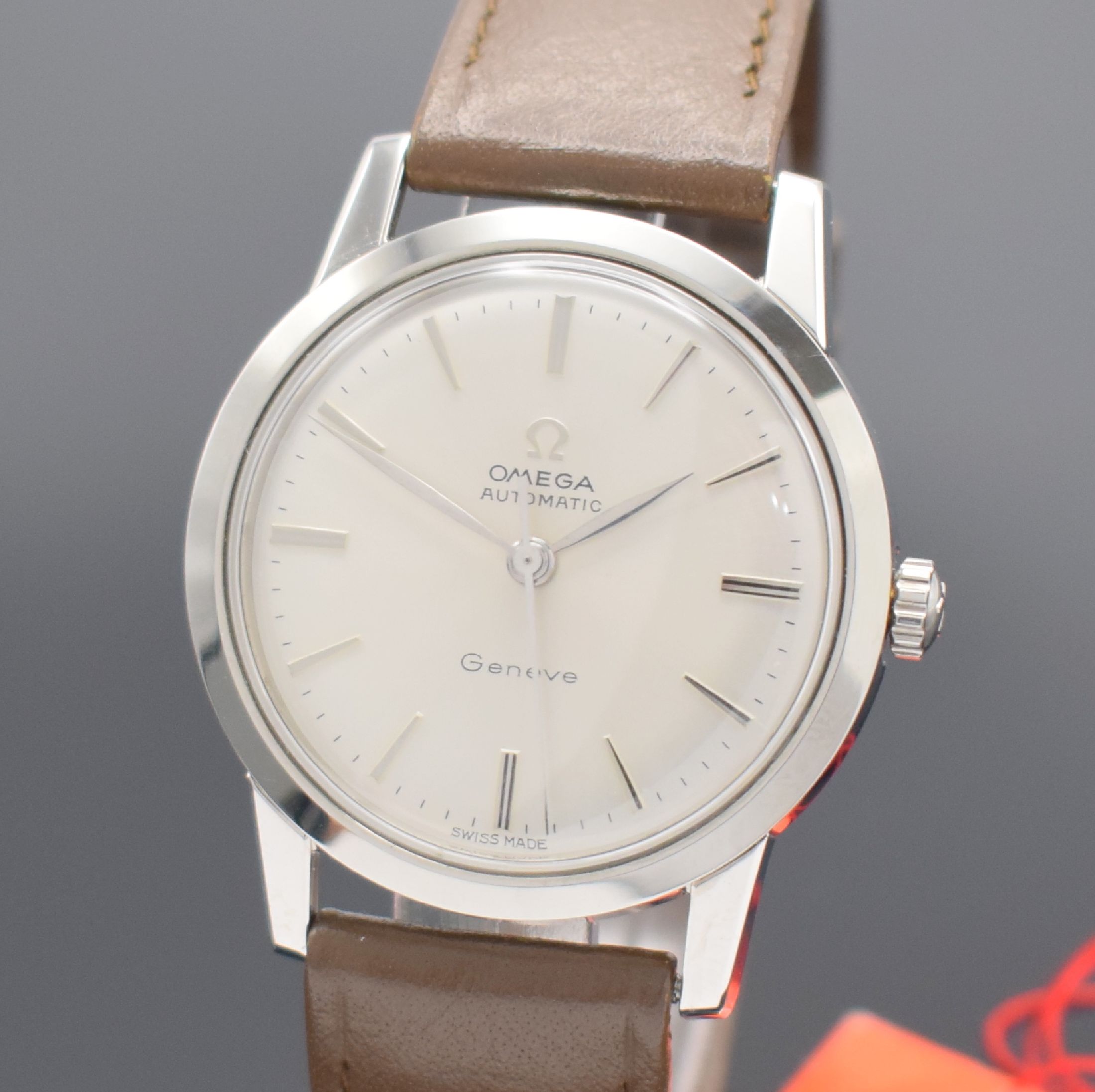 Detail a: OMEGA Geneve nahezu neuwertige Herrenarmbanduhr in Stahl mit Kaliber 591 Referenz 14704 SC-61, Schweiz um 1961, Automatik, 2-teil. Geh., Boden ...