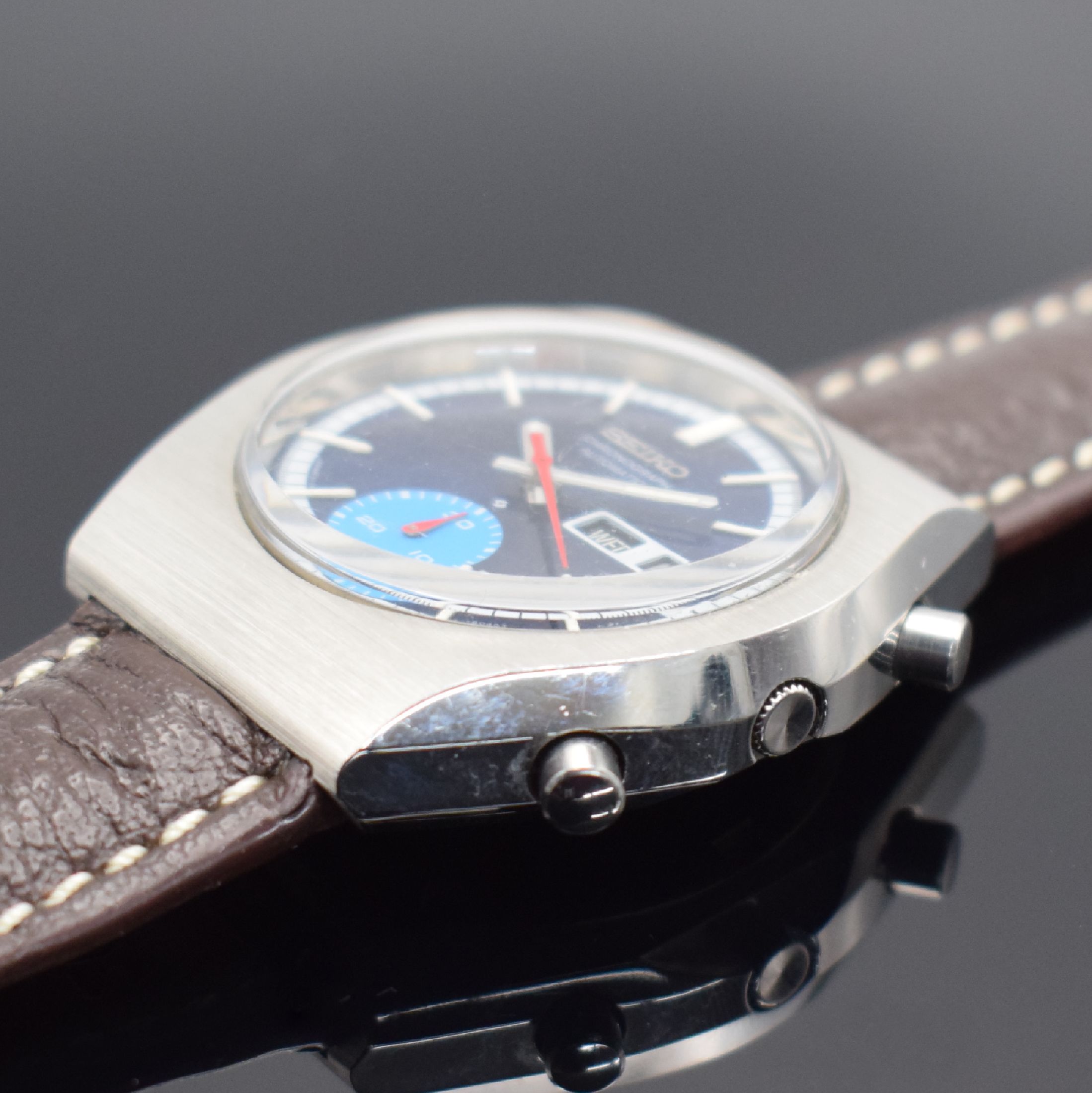 Detail b: SEIKO gut erhaltener Schaltradchronograph Referenz 6139-8020, Automatik, Japan um 1970, Edelstahlgeh., Boden verschr., blaues Zifferbl., Anz. v. ...