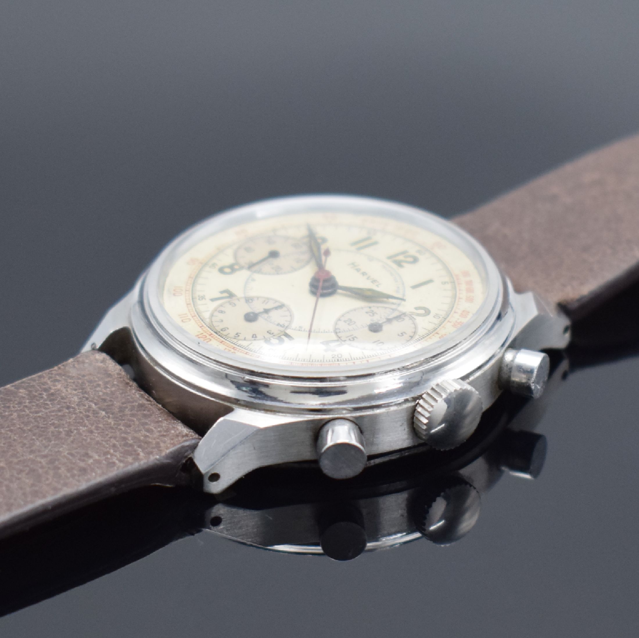 Detail b: R.SPILLMANN / Harvel Valjoux 71 seltener ver- schraubter Armbandchronograph in Stahl, Schweiz um 1945, Handaufzug, verschraubtes Geh. sign. ...