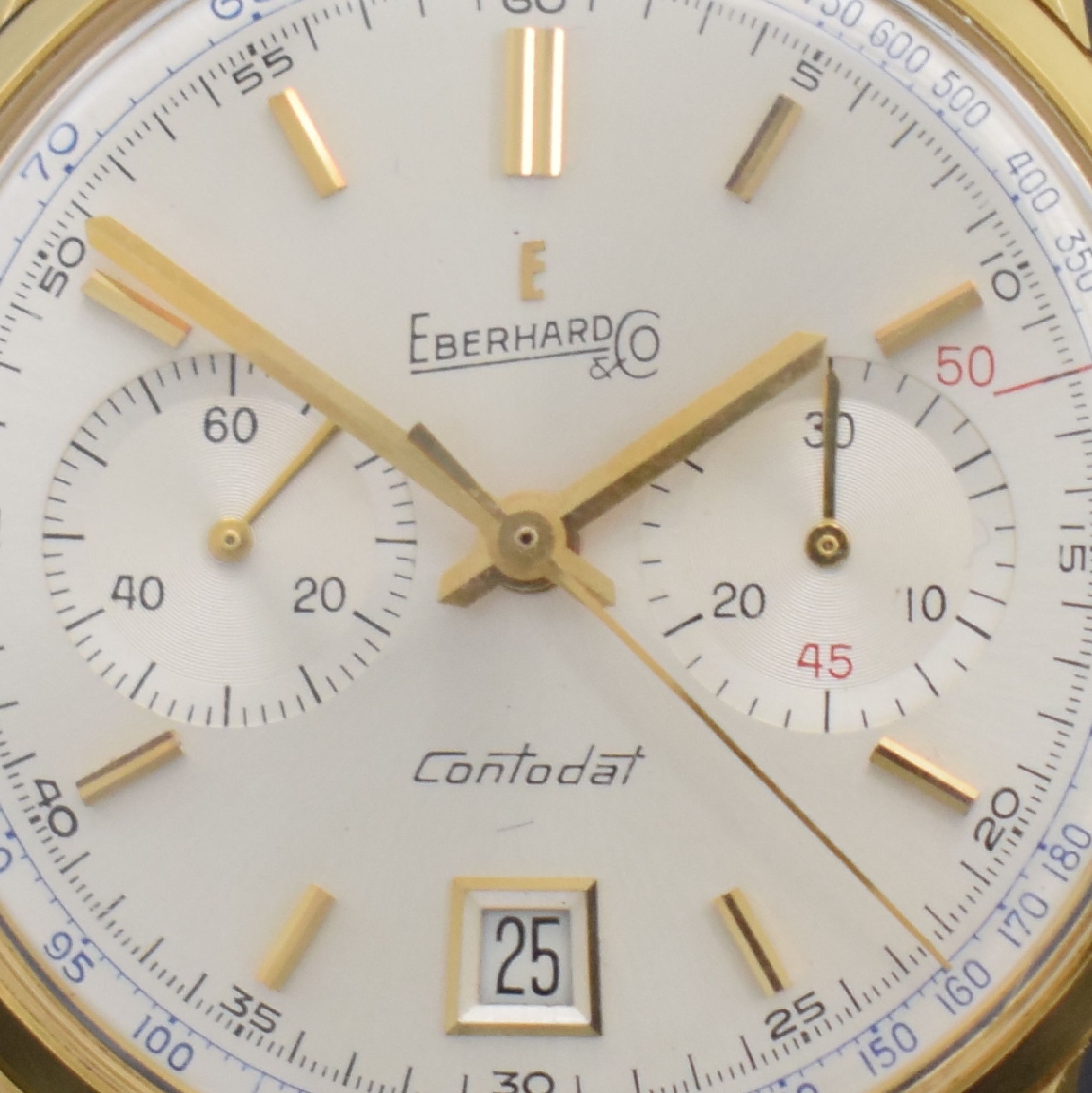Detail b: EBERHARD & CO. Contodat Armbandchronograph mitSchaltrad in GG 750/000, Schweiz um 1968, Handaufzug, Boden & Glasrand aufgedr., Korrekturdr. seitl. b. ...