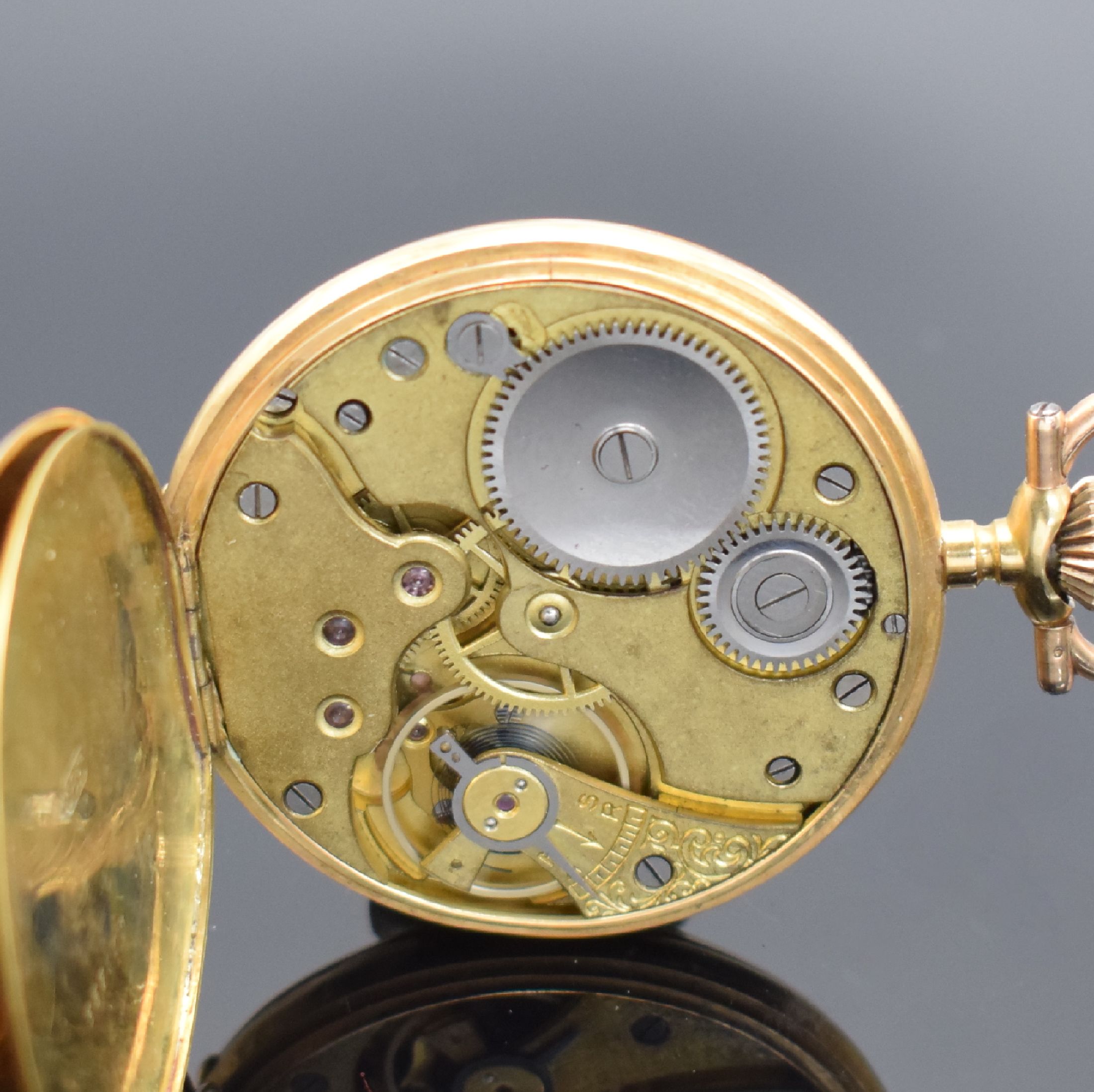 Detail r: 3 offene Goldtaschenuhren in GG 750/000, England / Schweiz um 1880 - 1900, 1. schwere englische Spitzzahnanker-Uhr im vollgrav. Geh., Emailzifferbl., ...