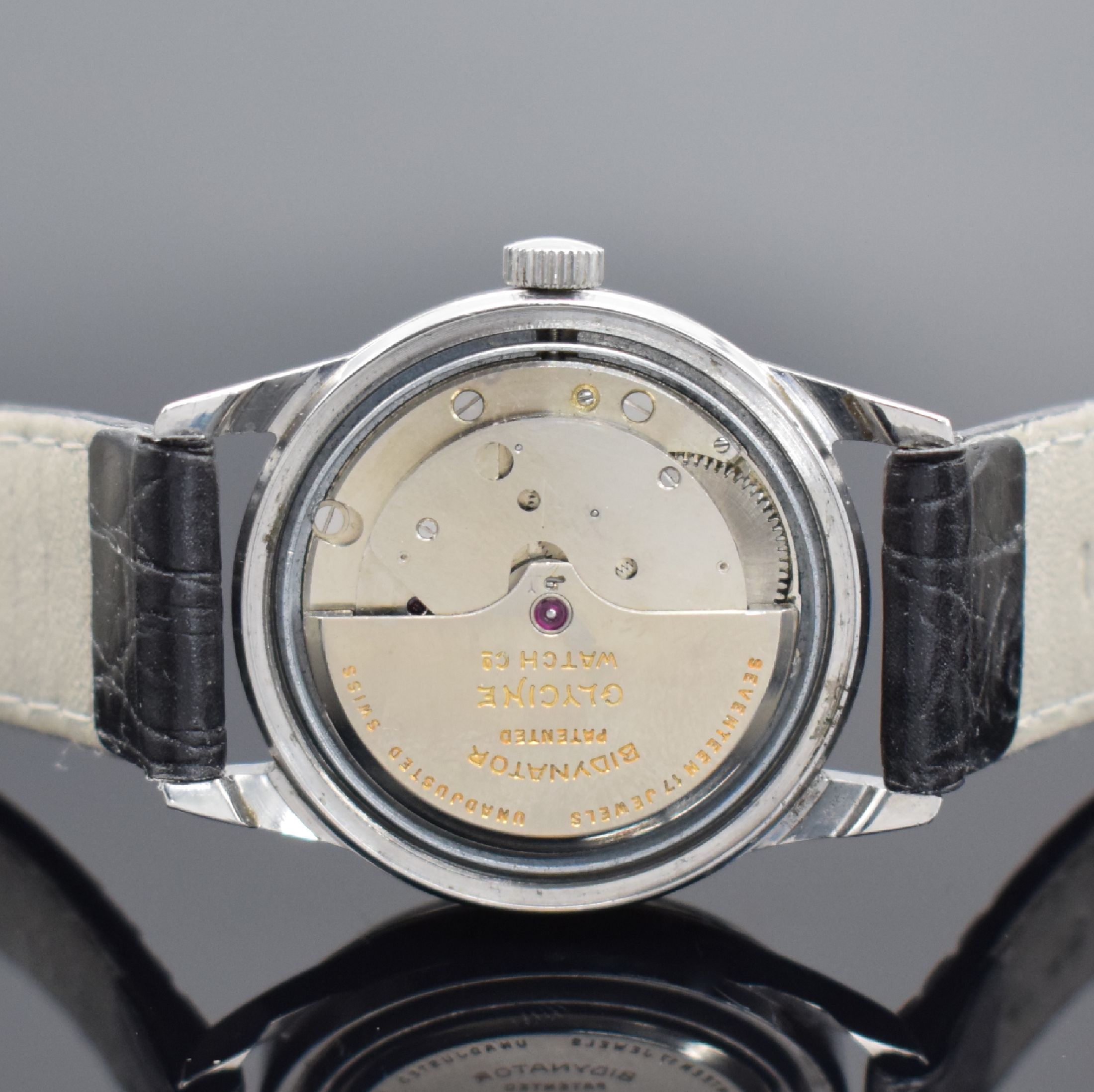 Detail c: GLYCINE & BAUME MERCIER 2 Herrenarmbanduhren in Stahl, Schweiz, 1) Baume & Mercier um 1940, Boden aufgedr., silb. Zifferbl. fl., gebl. Zeiger, Kal. ...