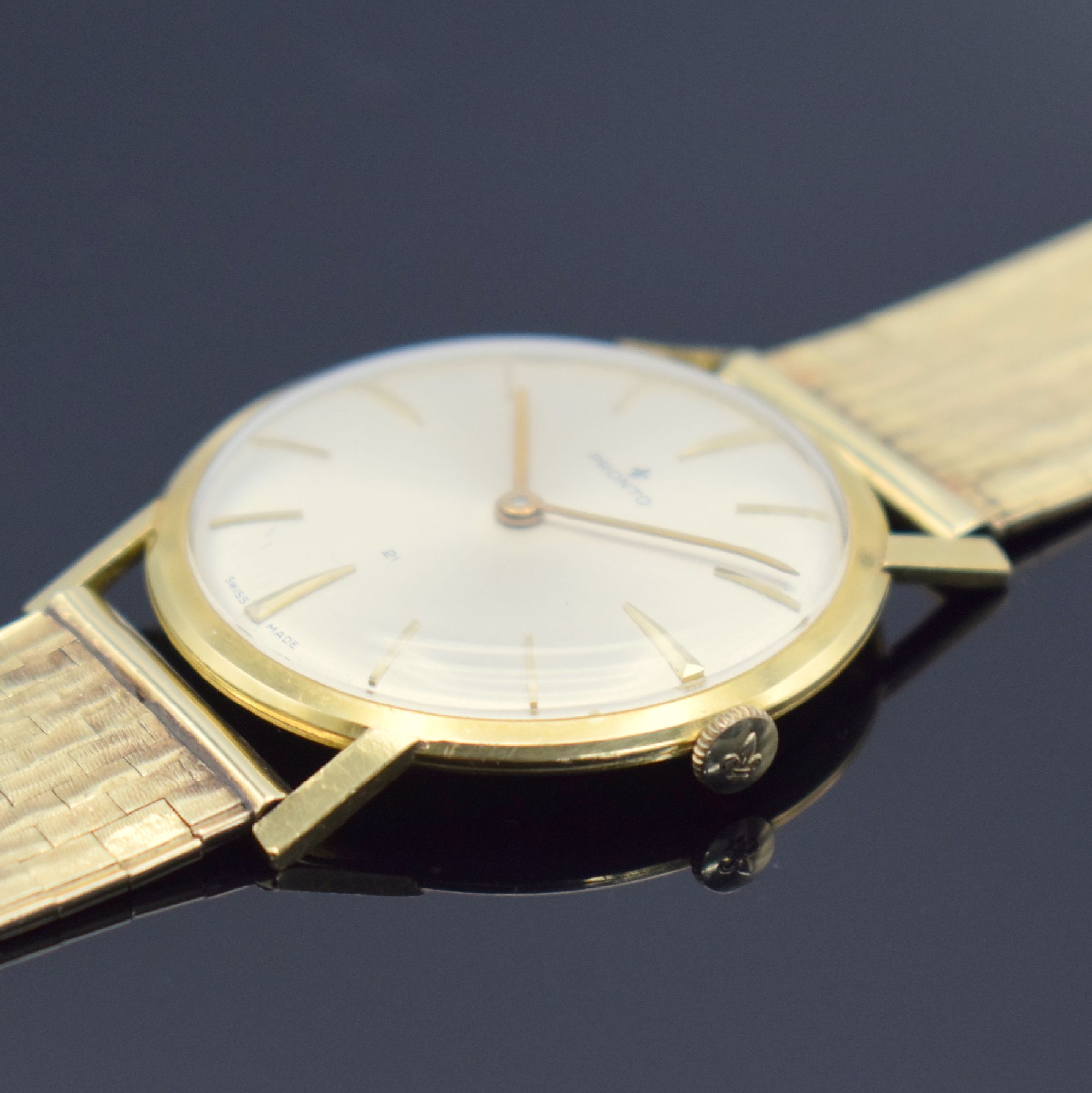 Detail c: PRONTO Herrengolduhr in GG 750/000 mit Band in GG 585/000, Schweiz um 1960, Handaufzug, 2 -teil. Geh., Boden aufgedr., neutr. Goldband später, silb. ...