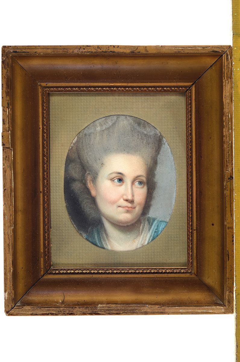 Detail l: Paar Porträts, deutsch, frühes 18. Jh., Mannund Frau mit gepuderten Perücken, Pastell auf Papier, je ca. 23x18cm, u.Gl., R. ca. 36x31cm