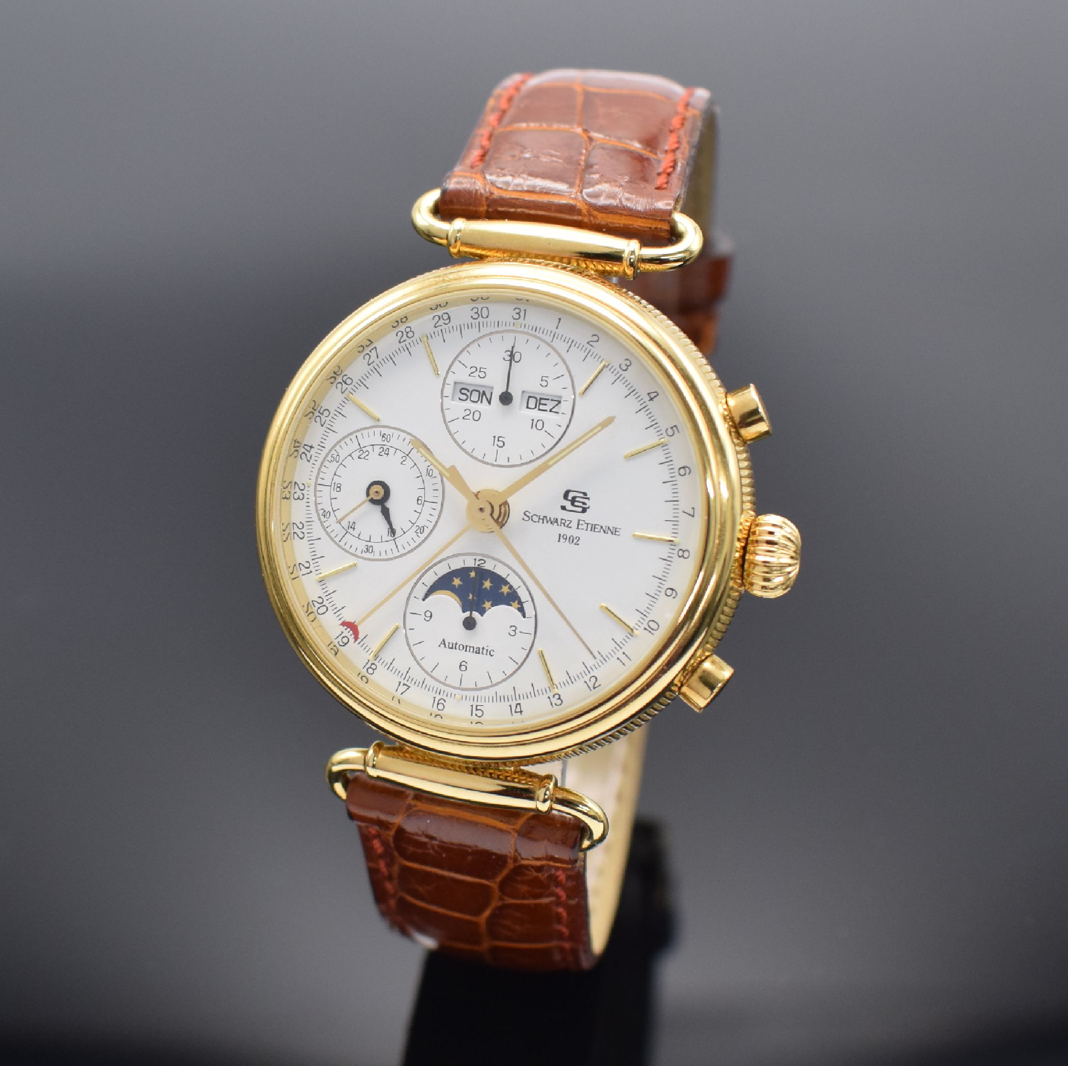 SCHWARZ ETIENNE Armbandchronograph mit Vollkalender, Automatik, Schweiz um 1994, Metallgeh. hartverg., Bauweise 1930er Jahre, Scharnier-Bandanst., ...